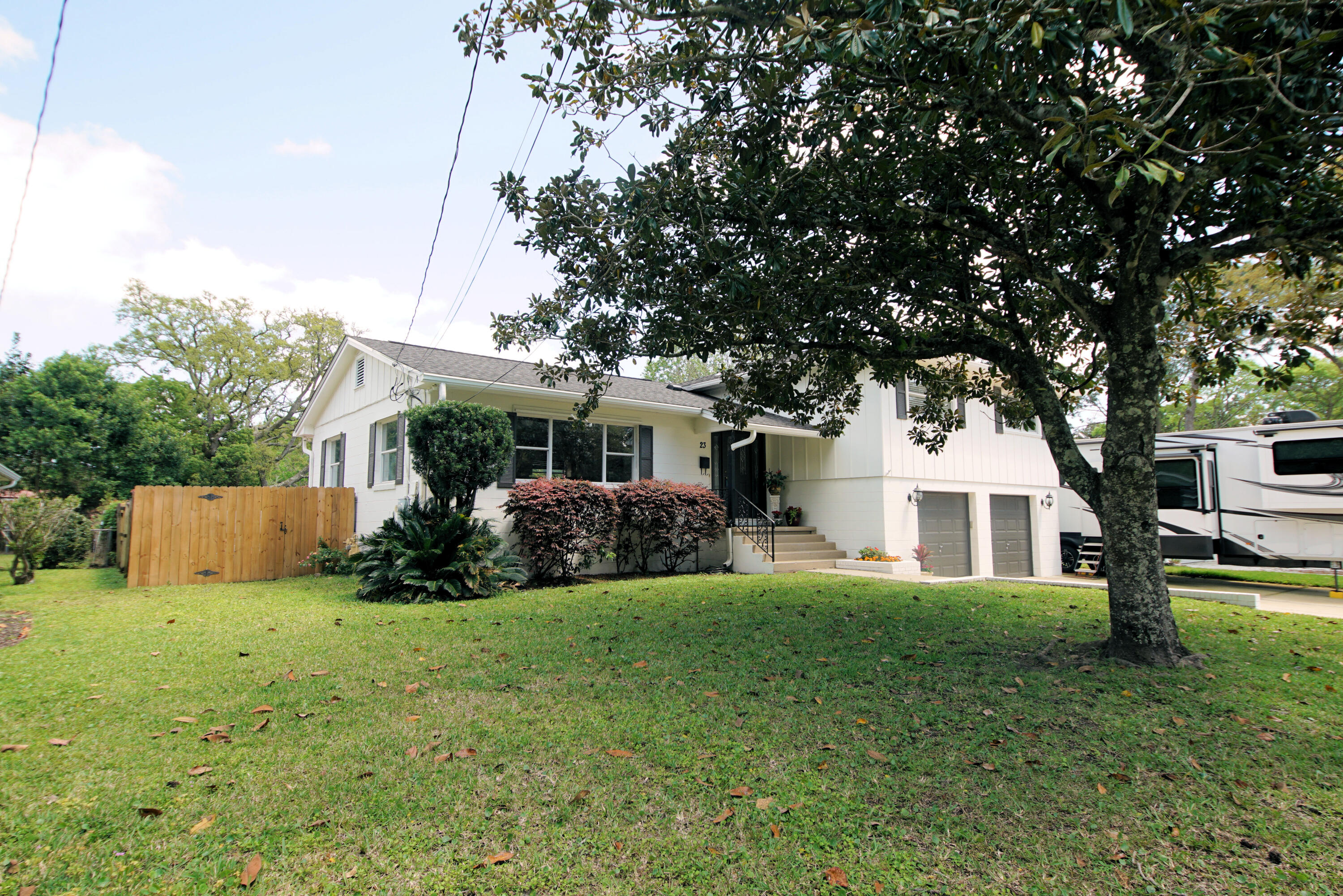 VILLA RUSS PARK - Residential