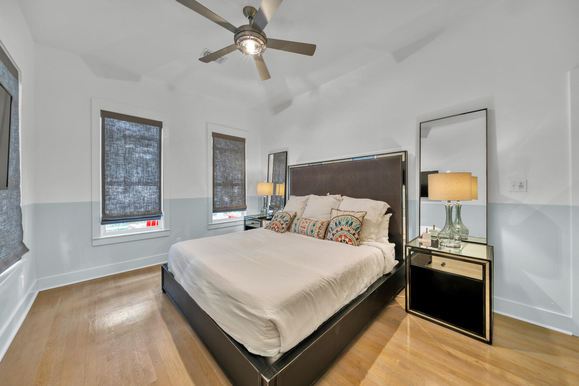 SUNRISE BEACH - Residential