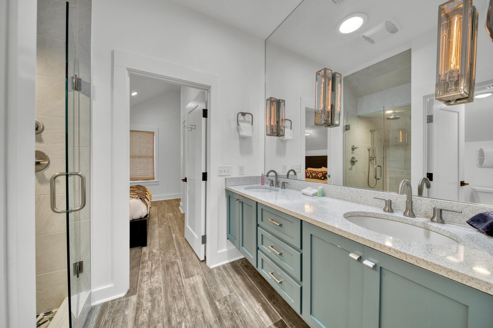 SUNRISE BEACH - Residential