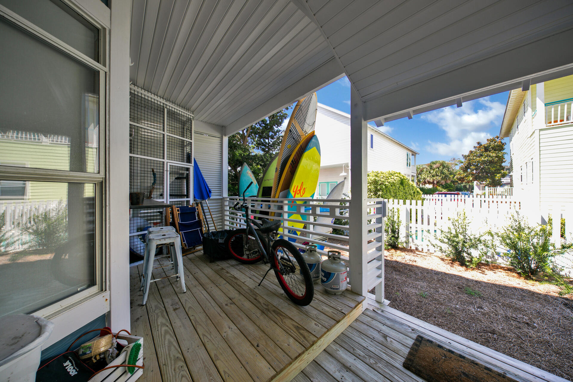 SUNRISE BEACH - Residential