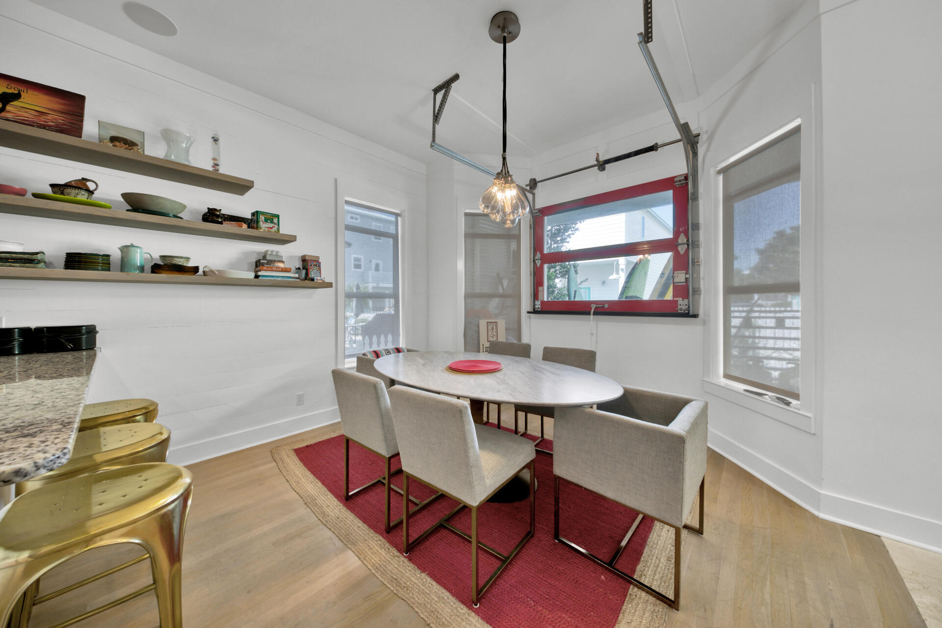 SUNRISE BEACH - Residential