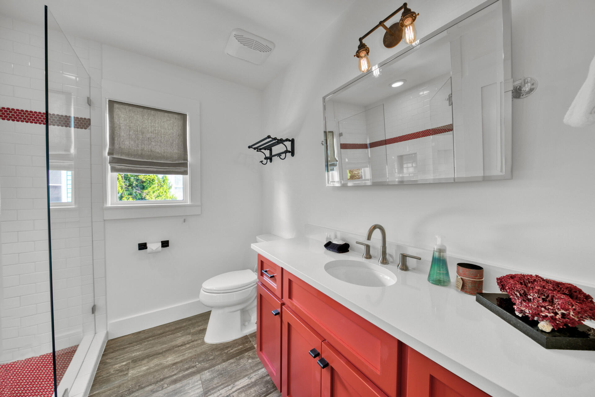 SUNRISE BEACH - Residential