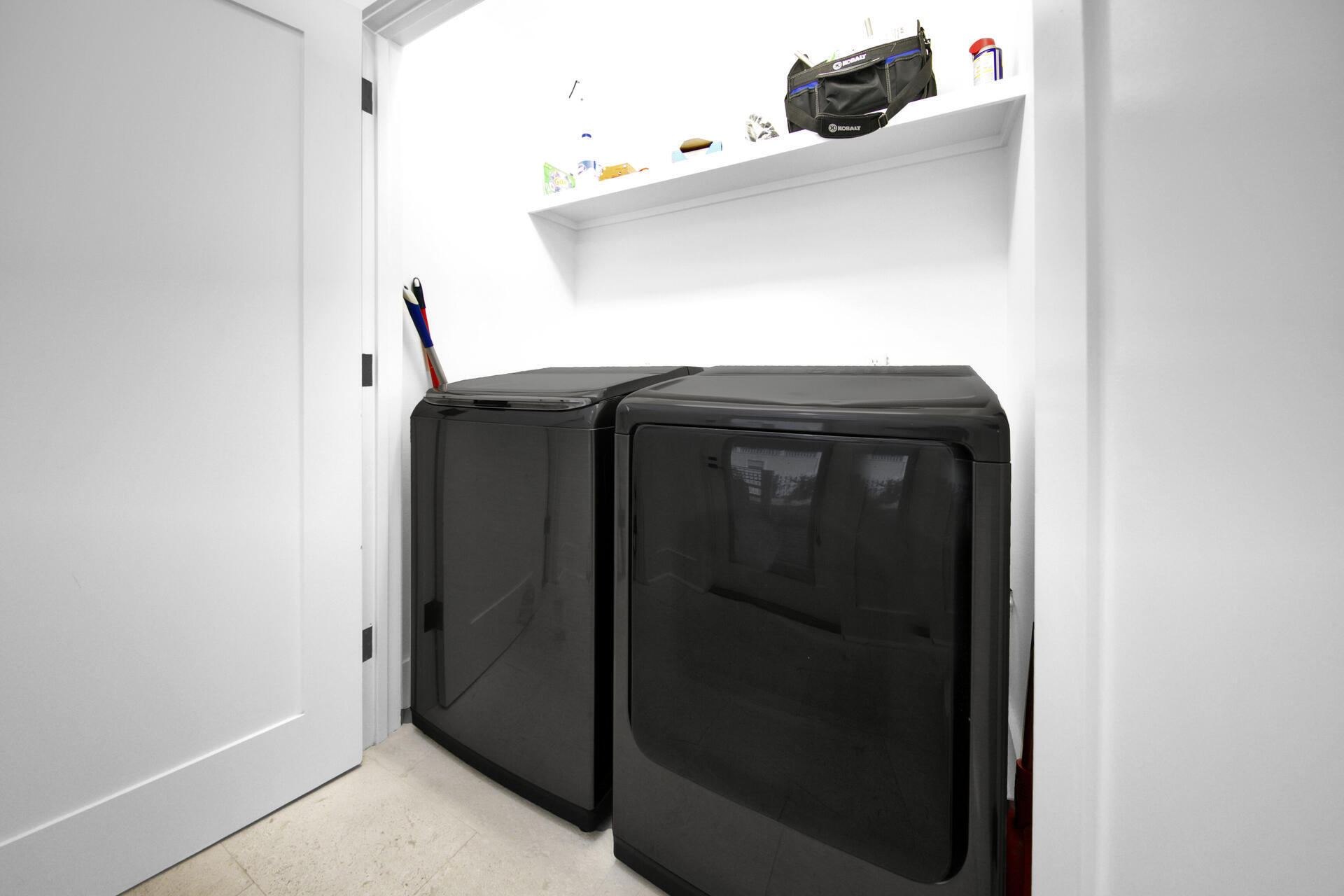 SUNRISE BEACH - Residential