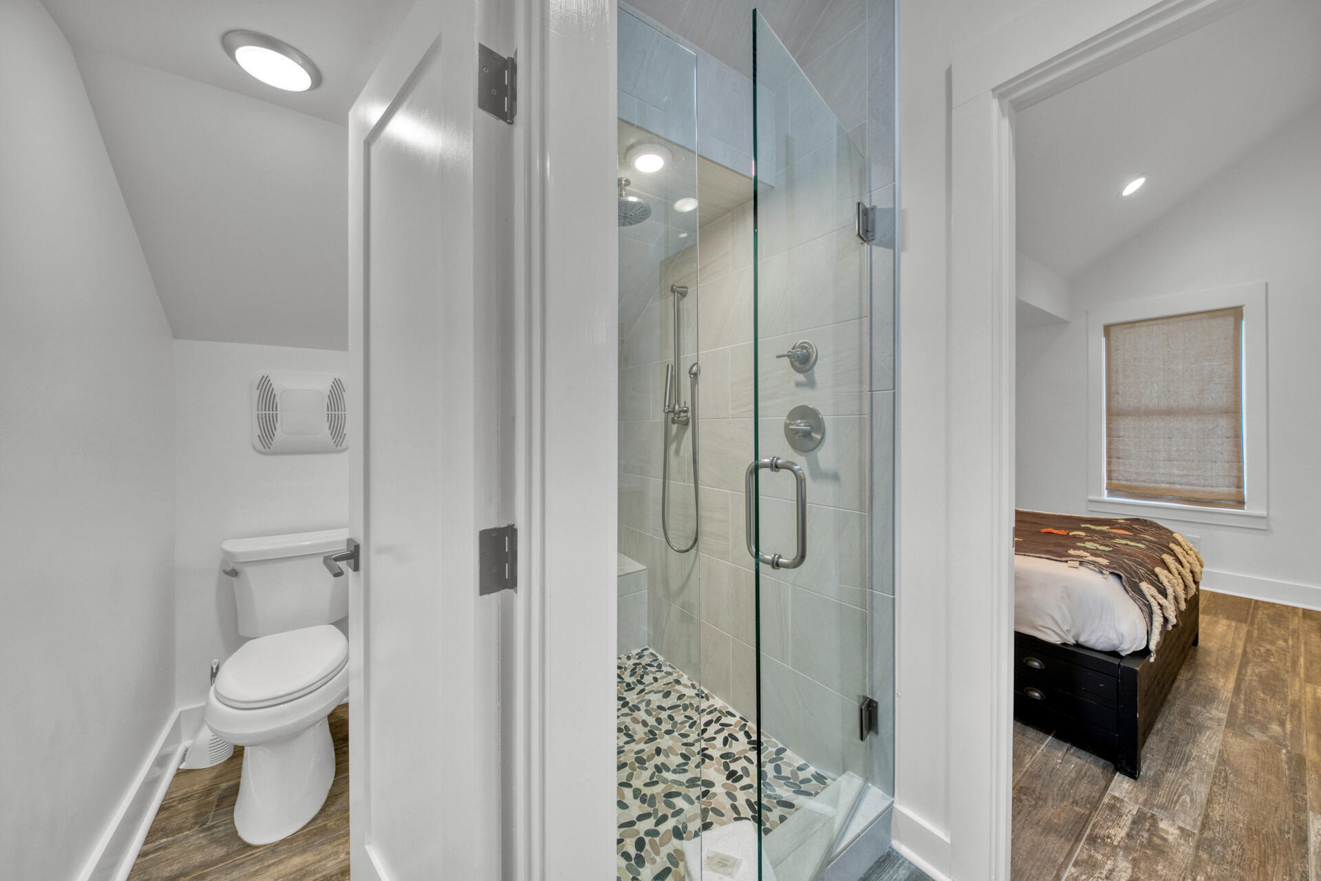 SUNRISE BEACH - Residential