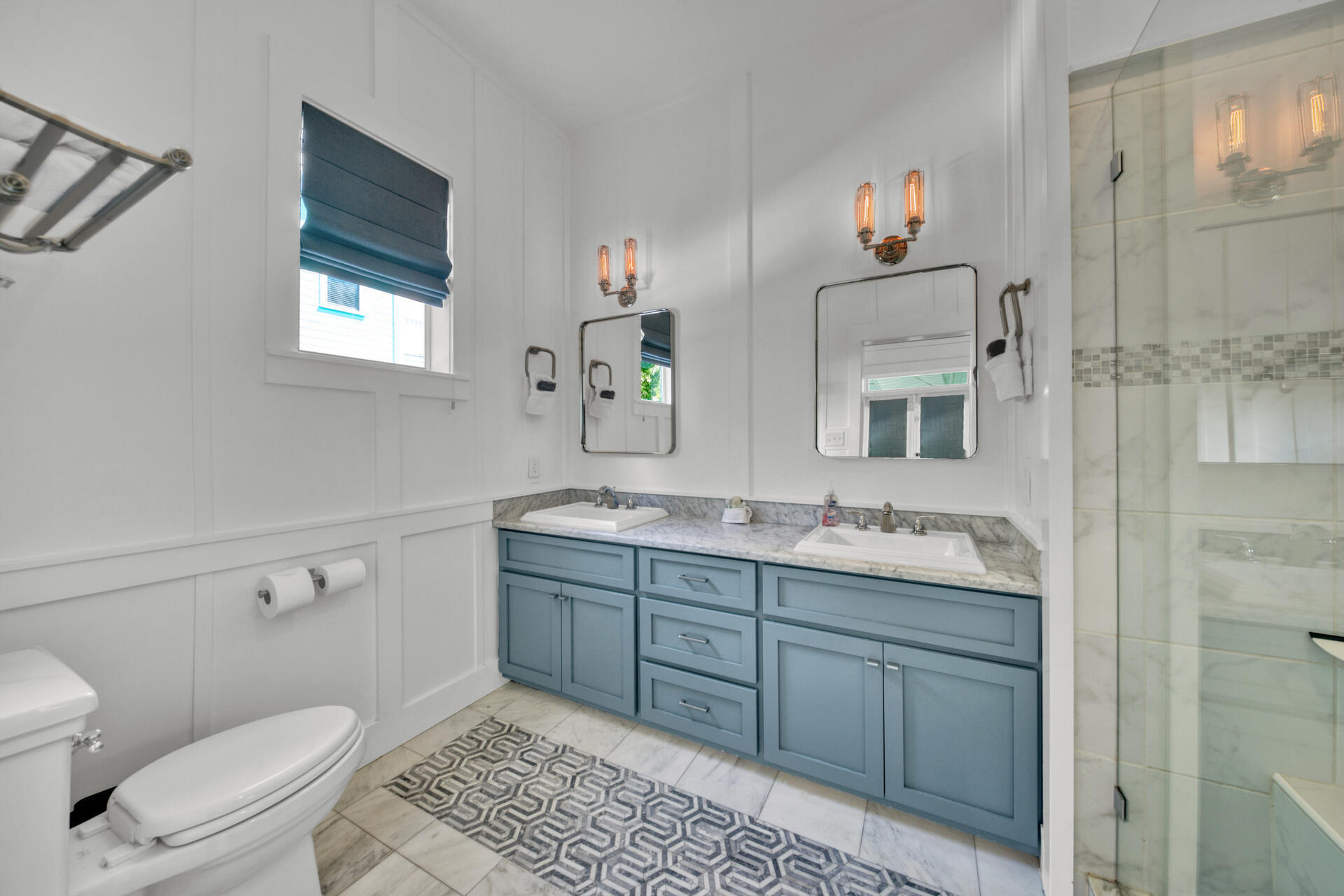 SUNRISE BEACH - Residential