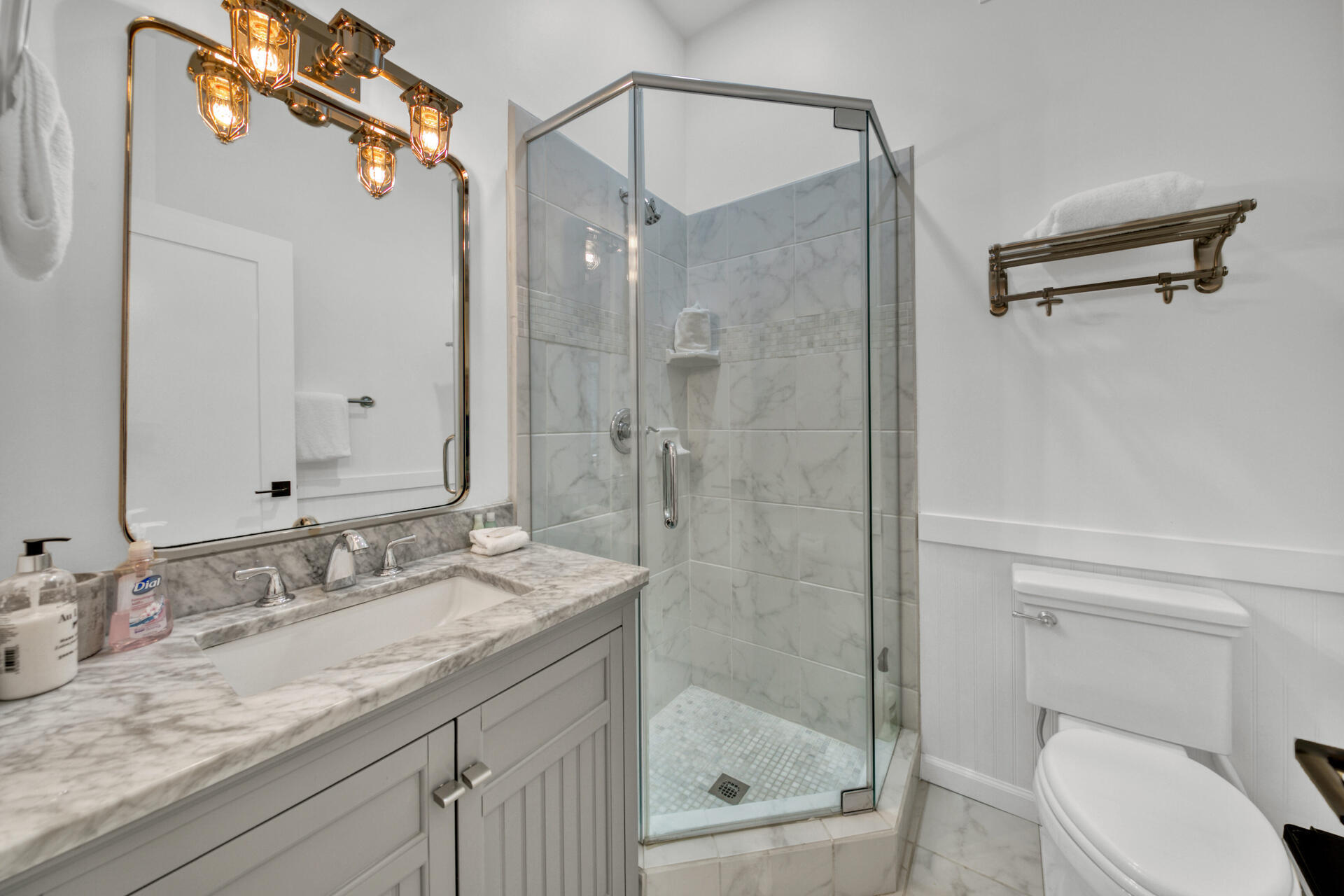 SUNRISE BEACH - Residential