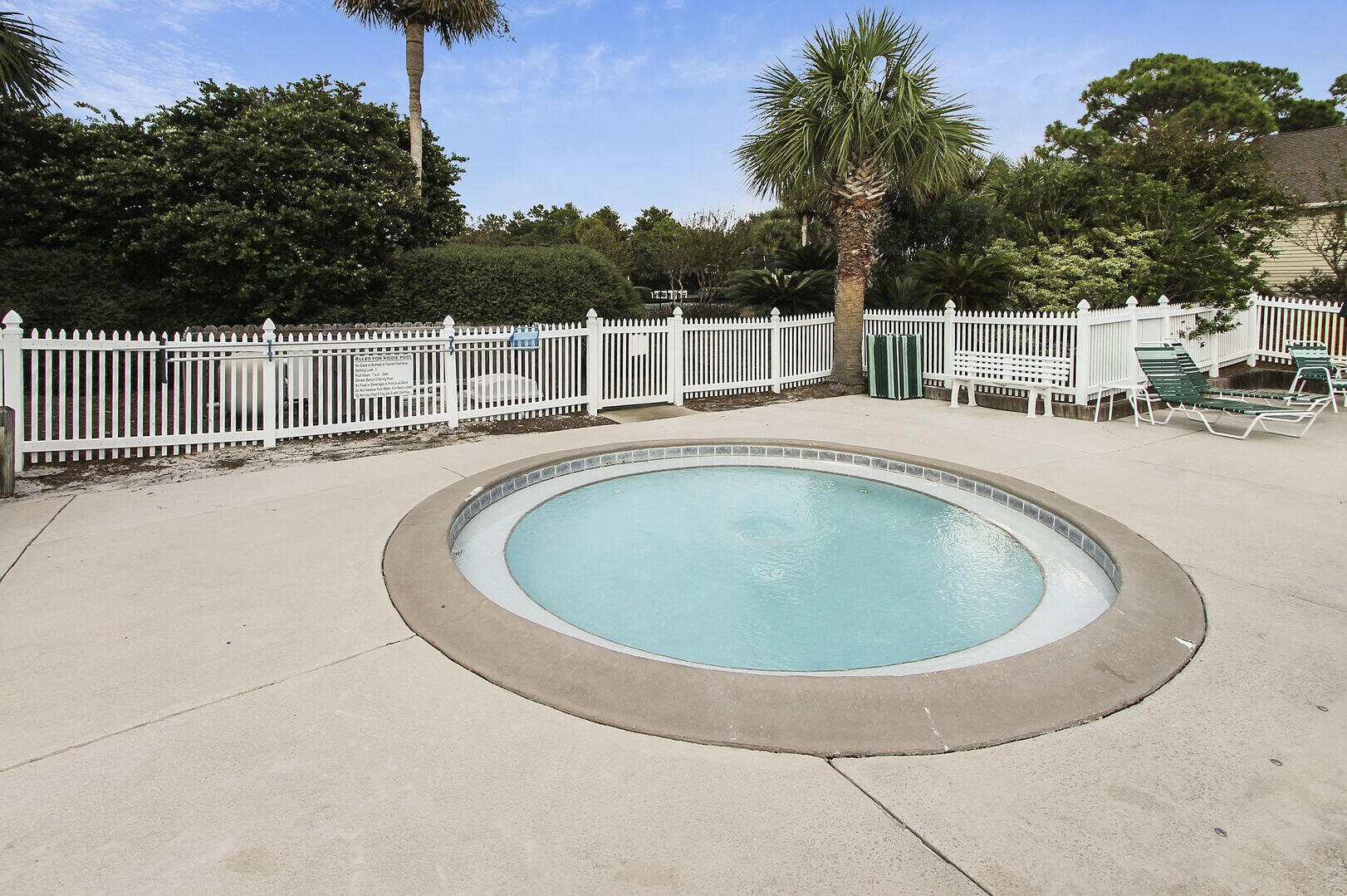 SEASCAPE CONDO GARDEN VILLA - Residential