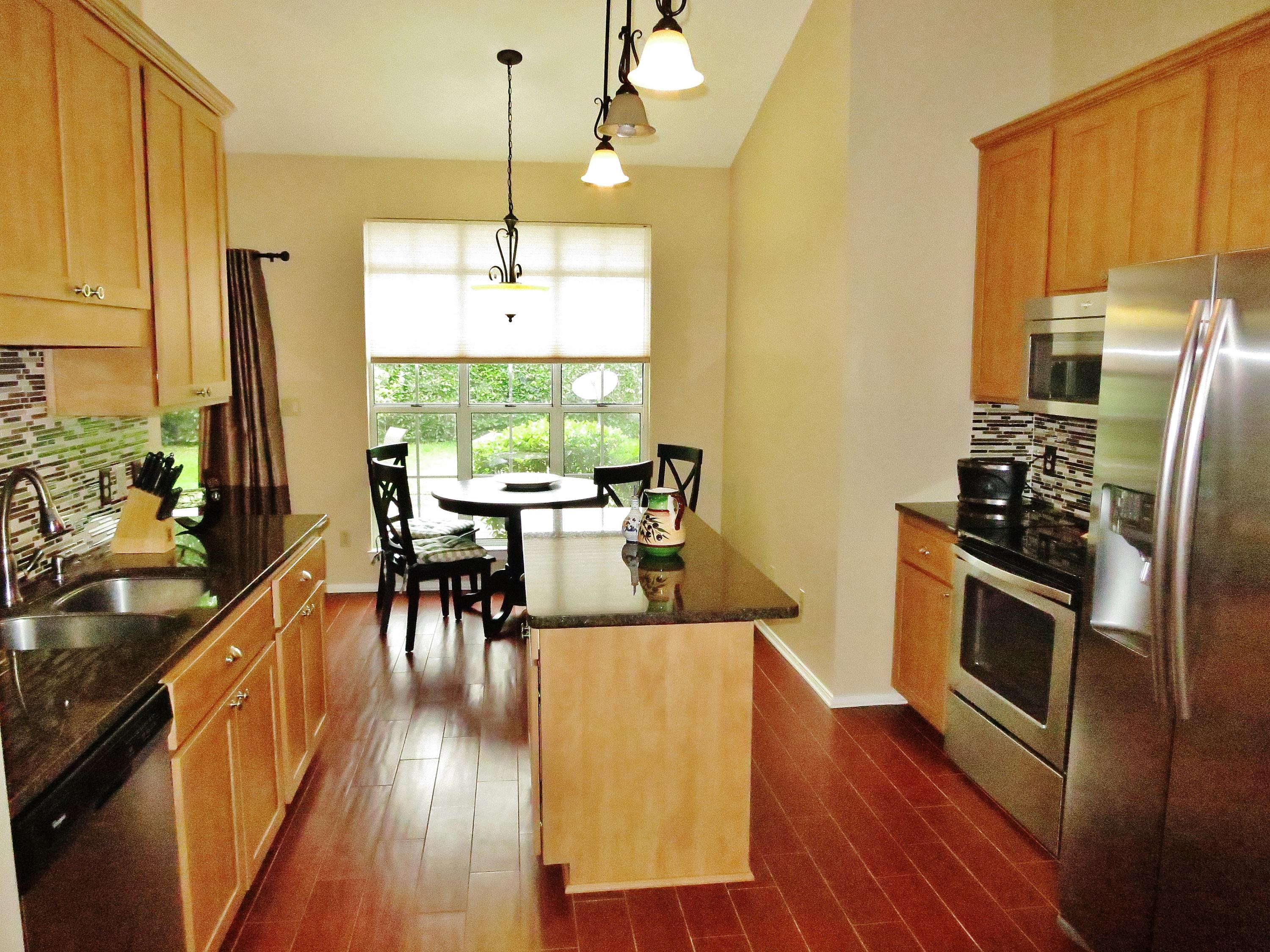 HIDDEN LAKES - Residential