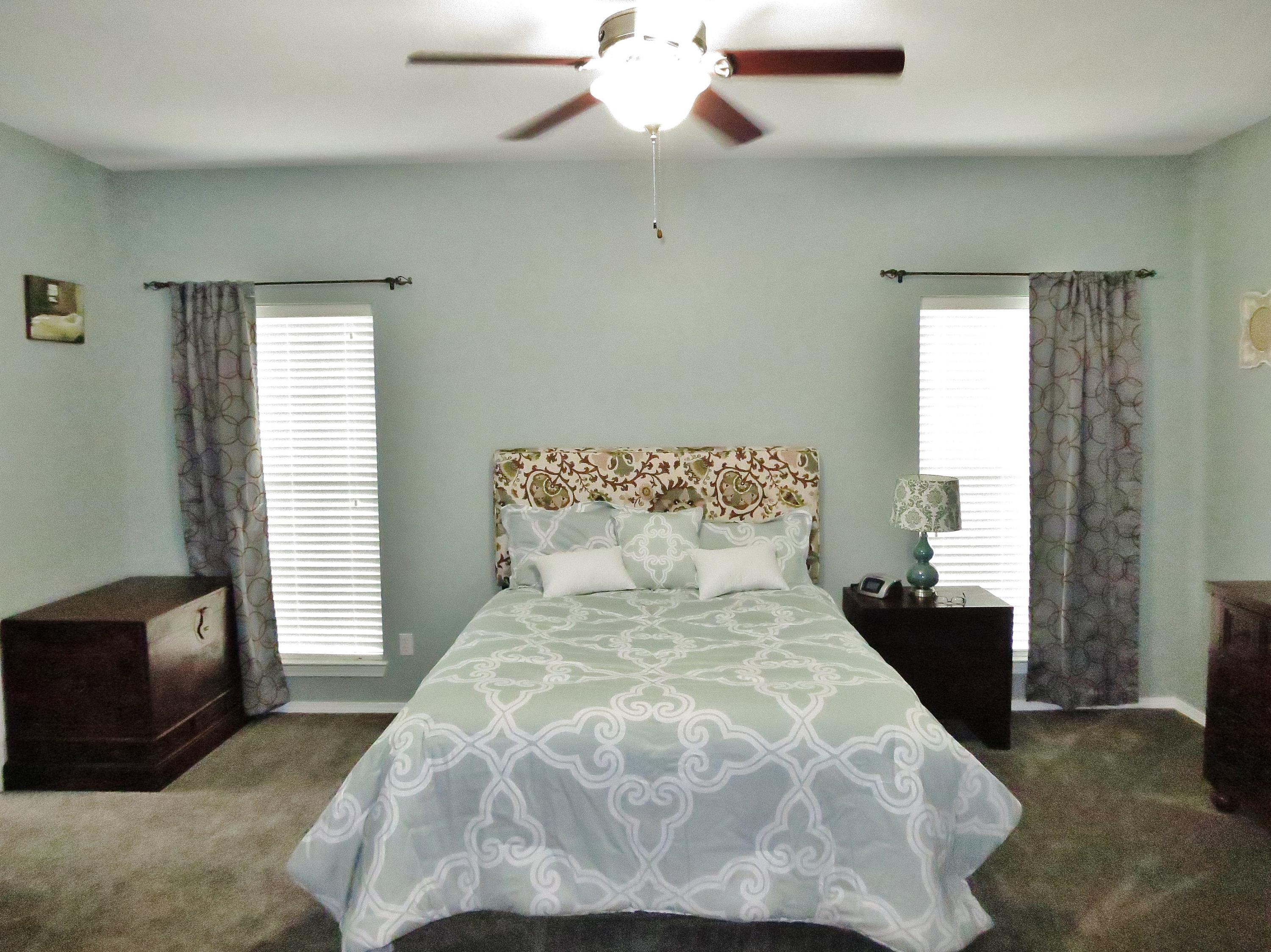 HIDDEN LAKES - Residential