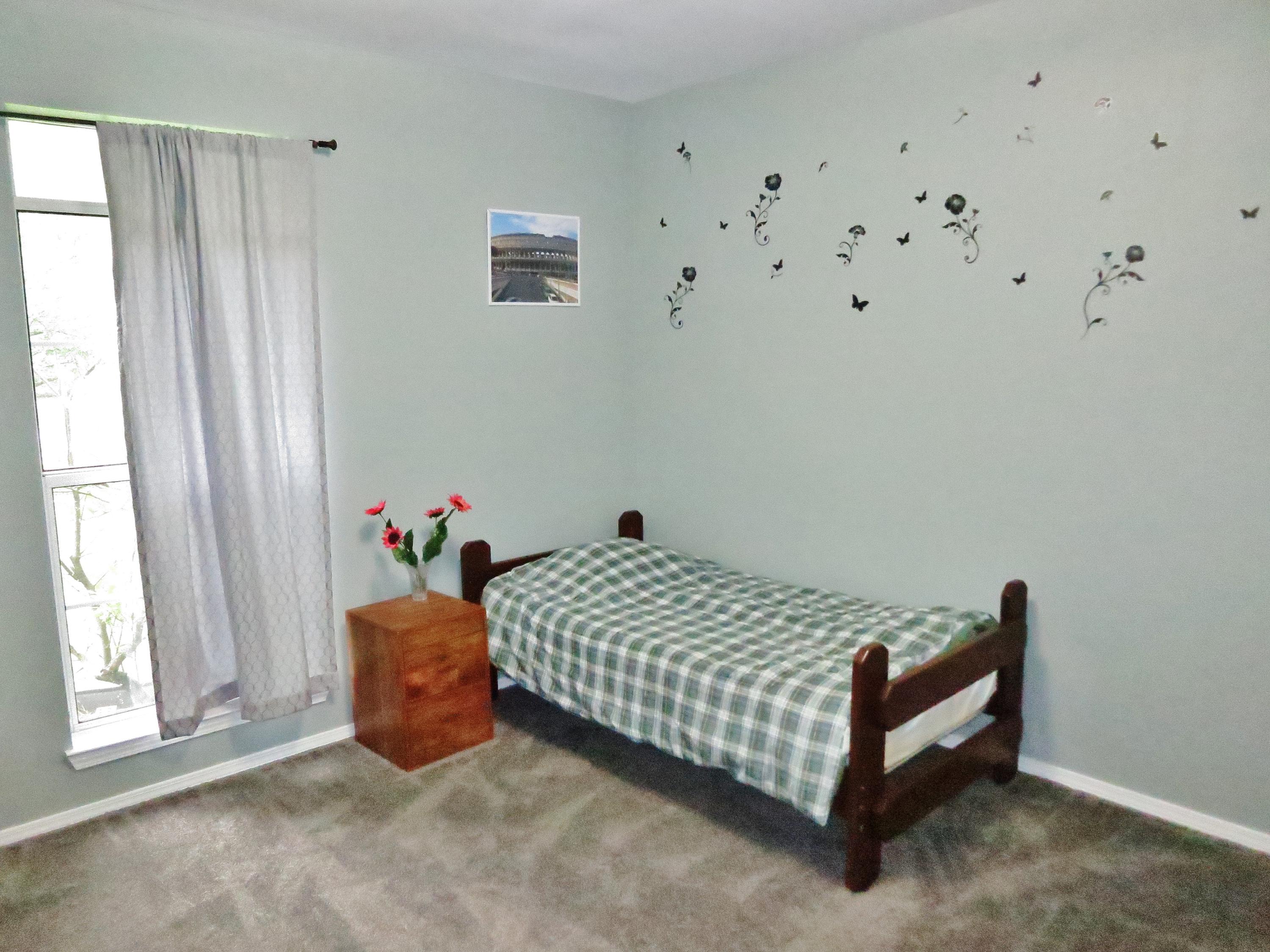 HIDDEN LAKES - Residential