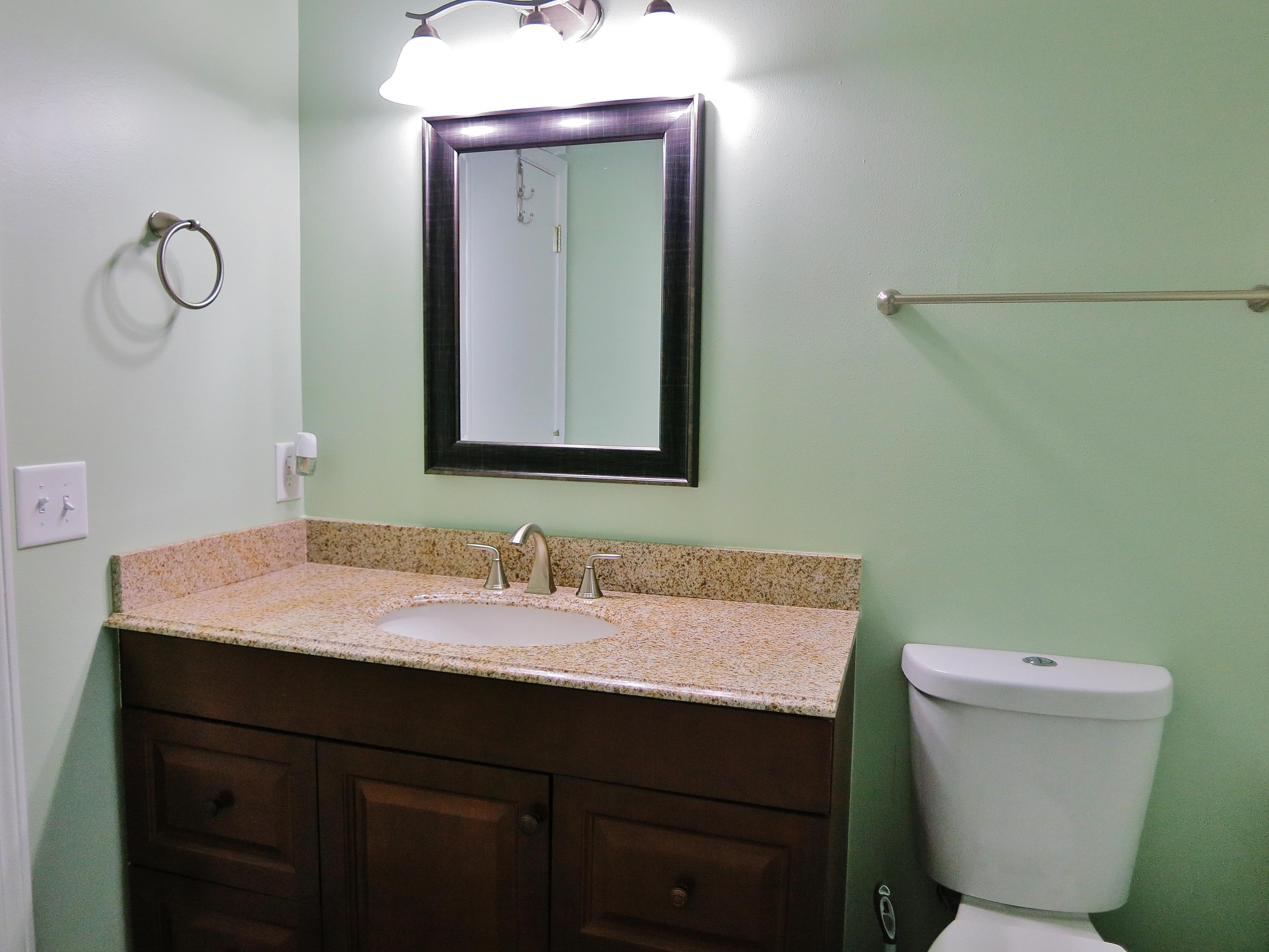 HIDDEN LAKES - Residential