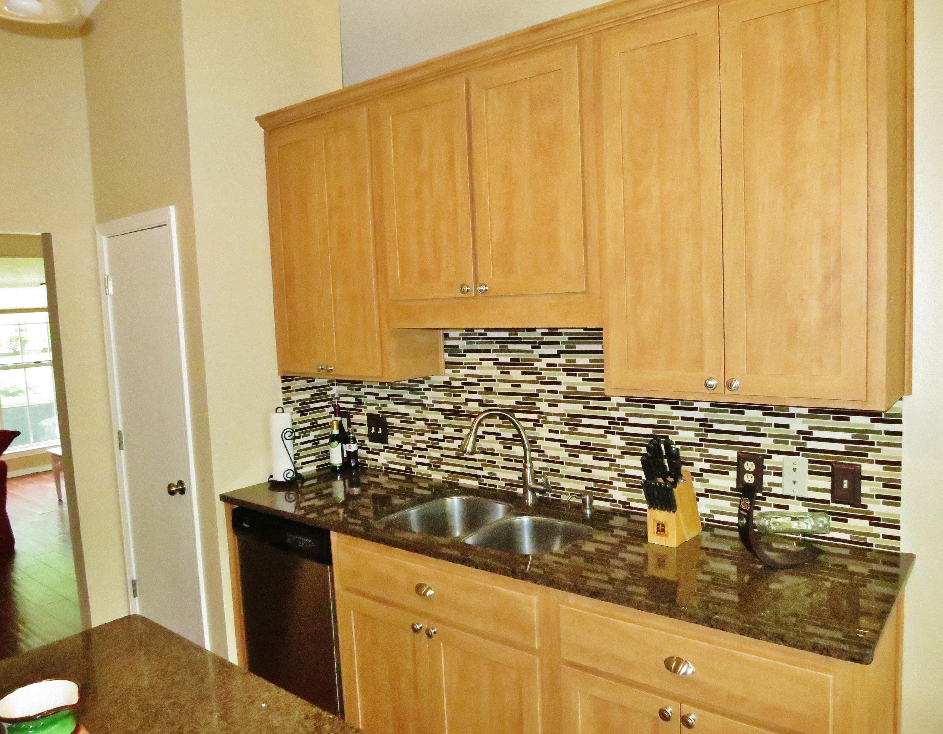 HIDDEN LAKES - Residential