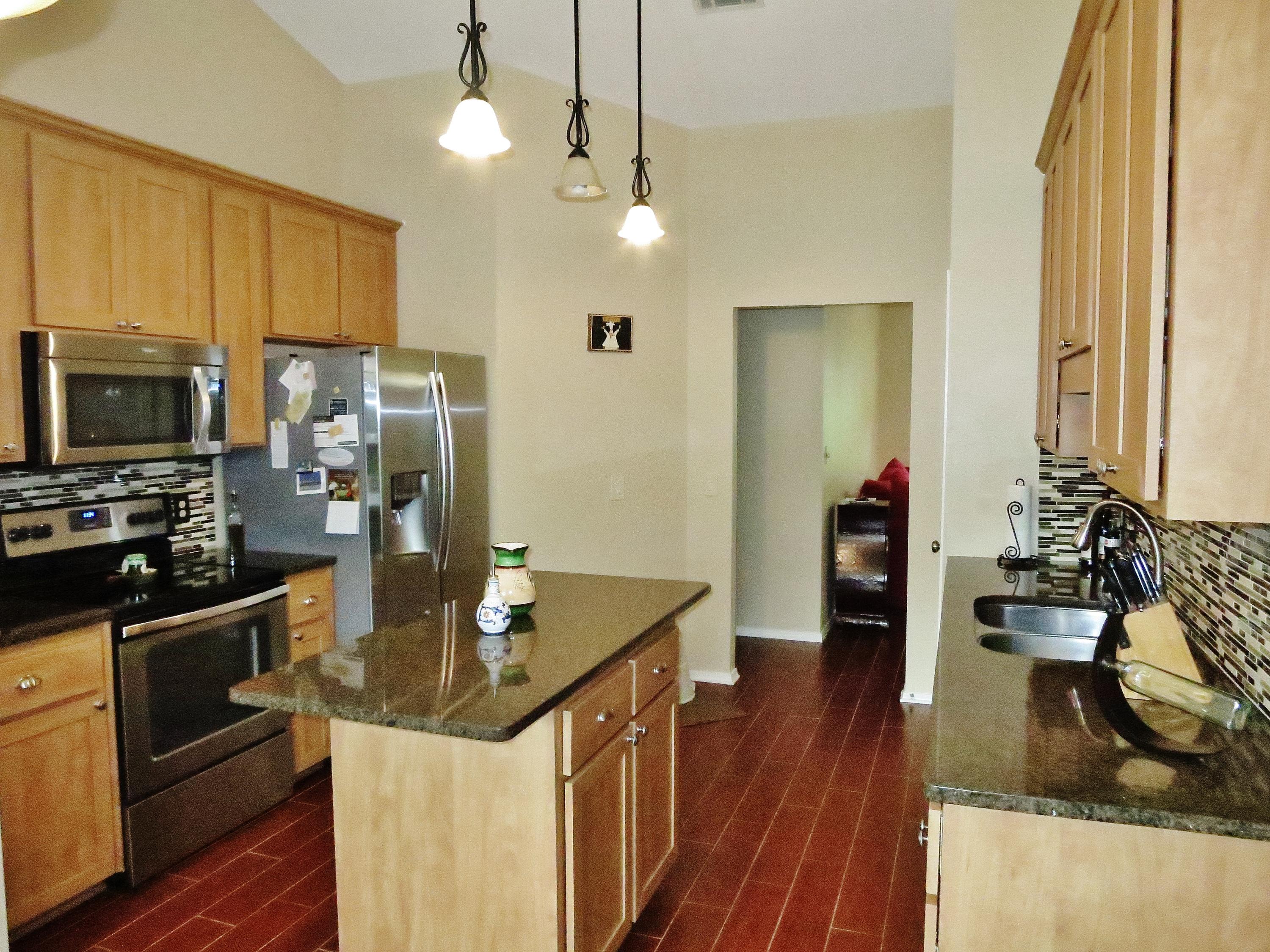 HIDDEN LAKES - Residential