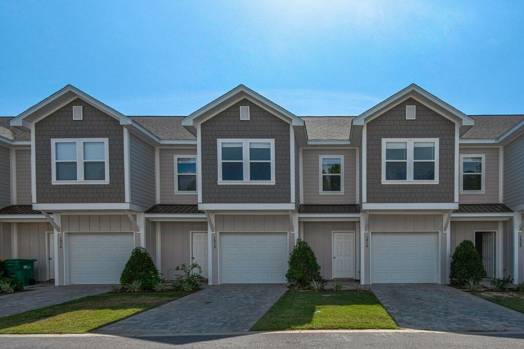 Stable Lanes - Residential Lease