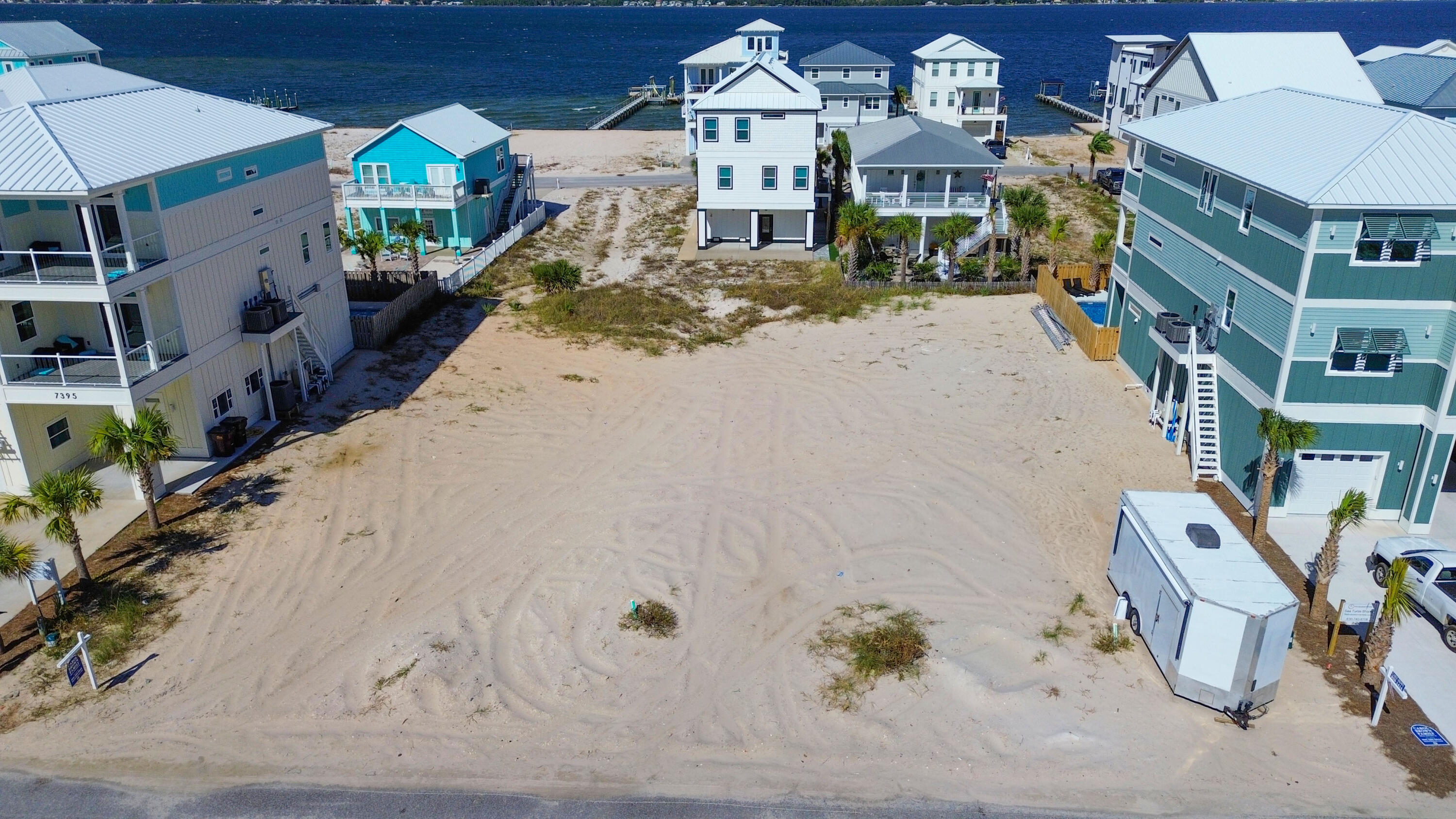 GRAND NAVARRE - Land