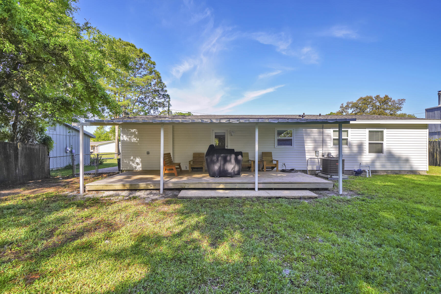 MARY ESTHER HEIGHTS - Residential