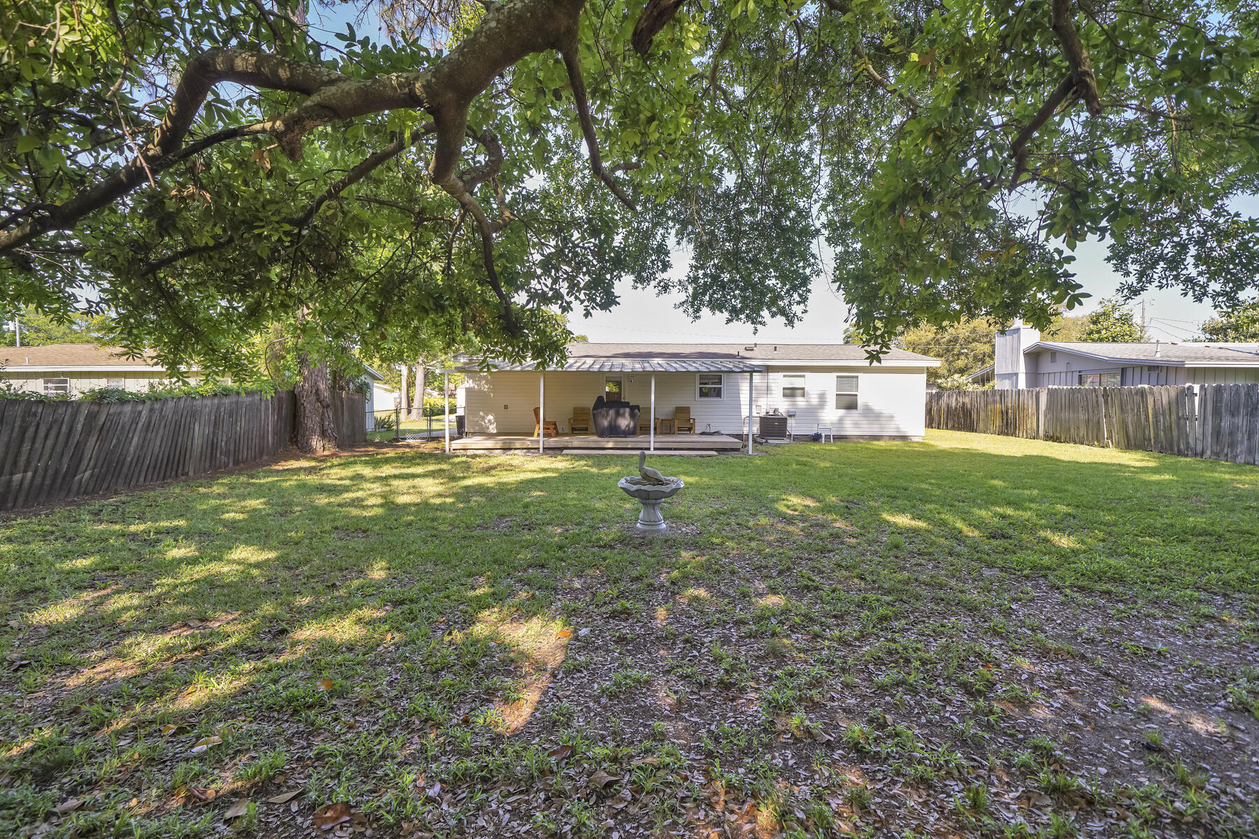 MARY ESTHER HEIGHTS - Residential