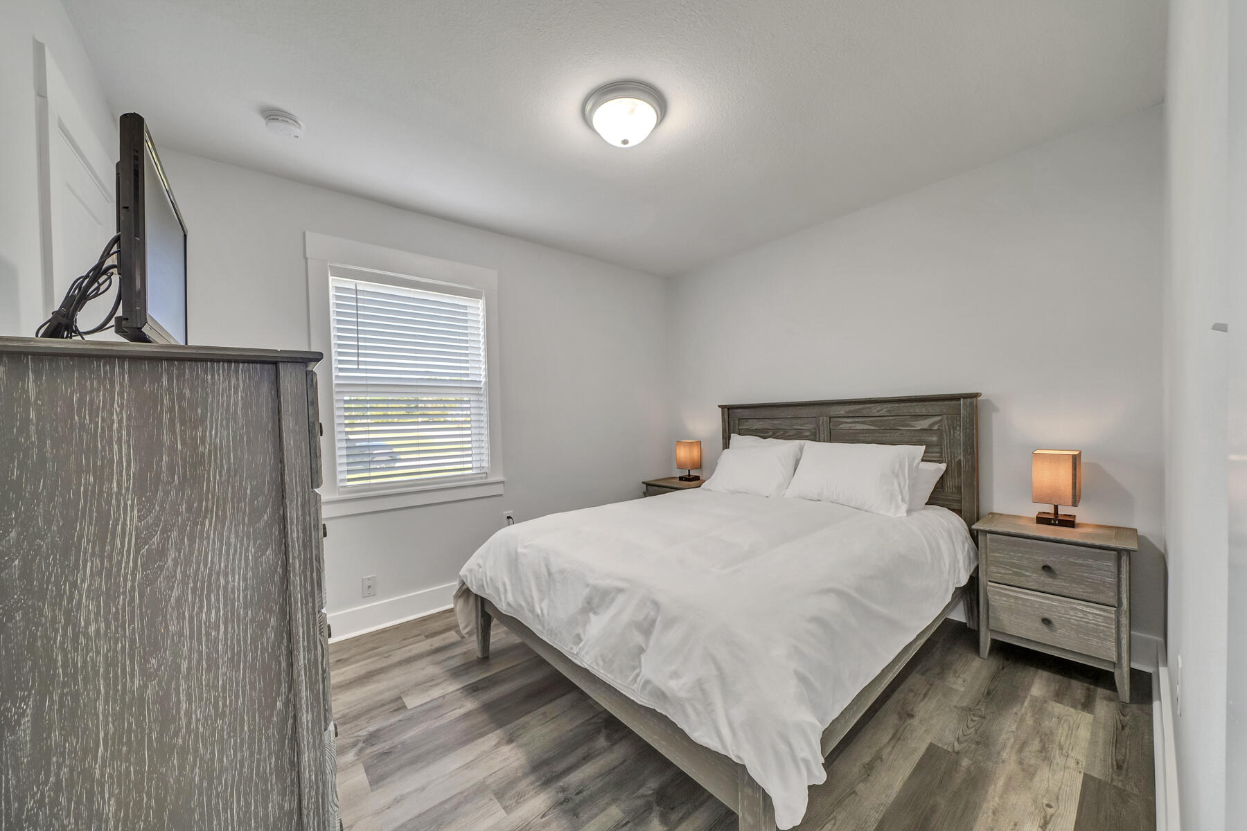 MARY ESTHER HEIGHTS - Residential