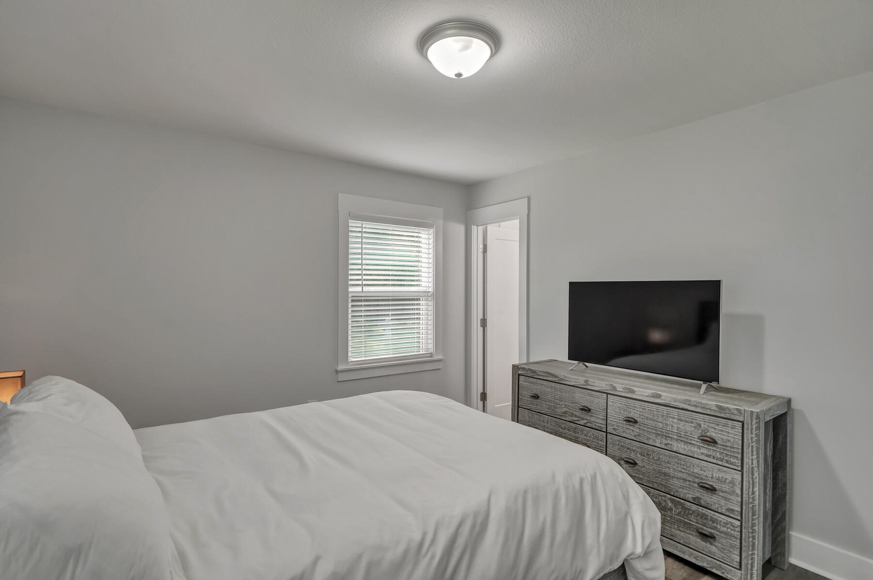 MARY ESTHER HEIGHTS - Residential