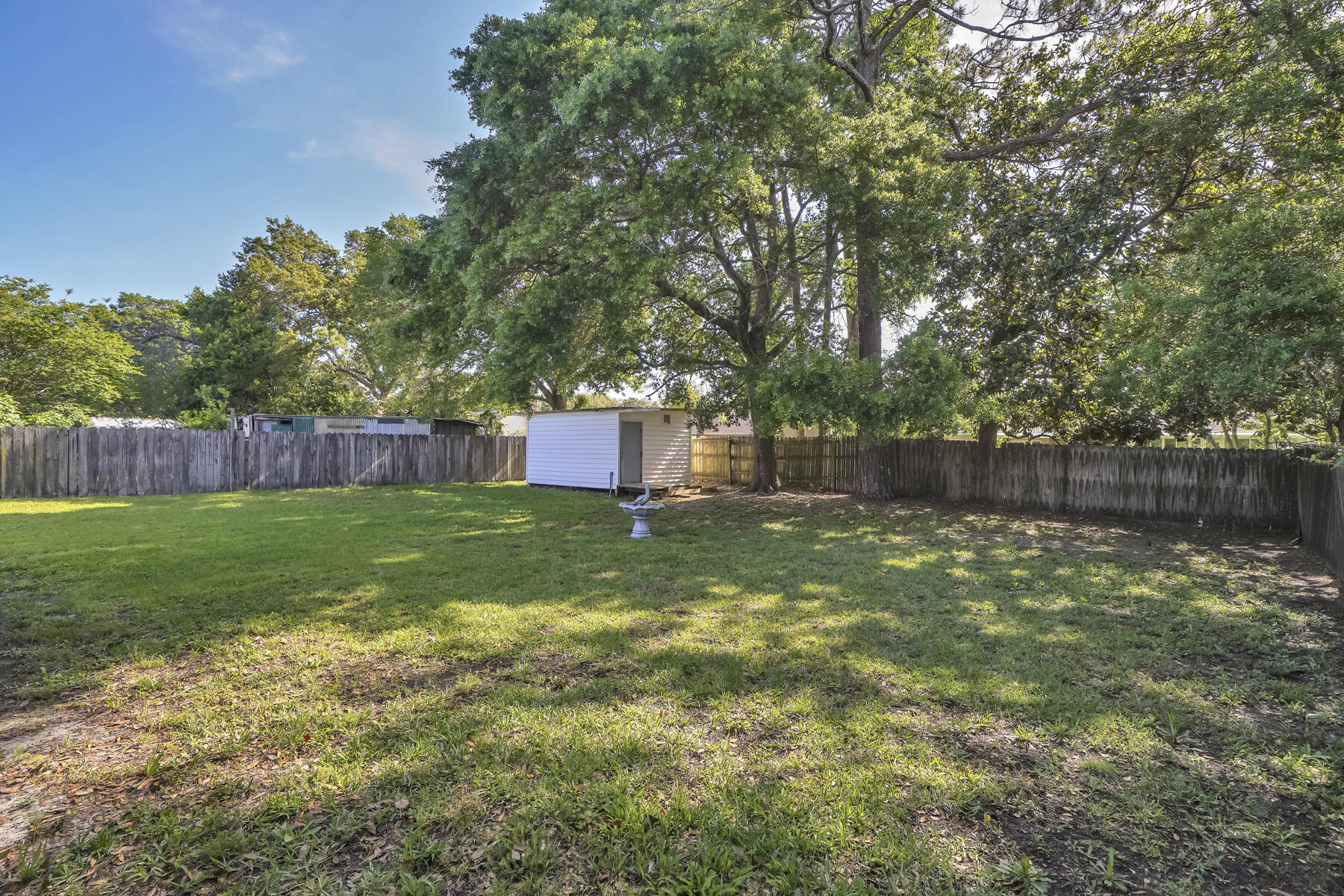 MARY ESTHER HEIGHTS - Residential