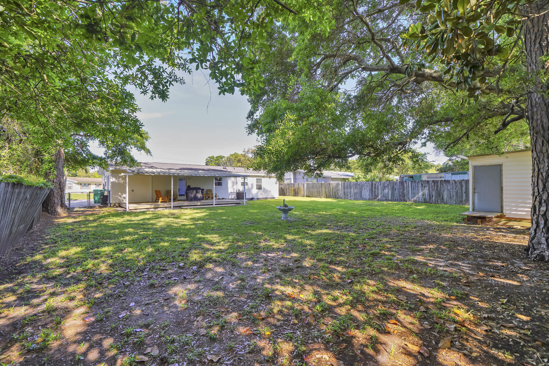 MARY ESTHER HEIGHTS - Residential