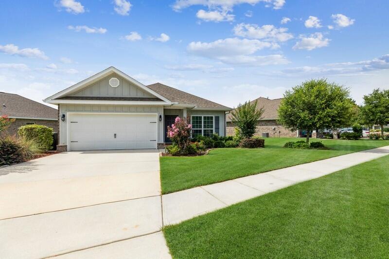 HAMMOCK BAY - Residential