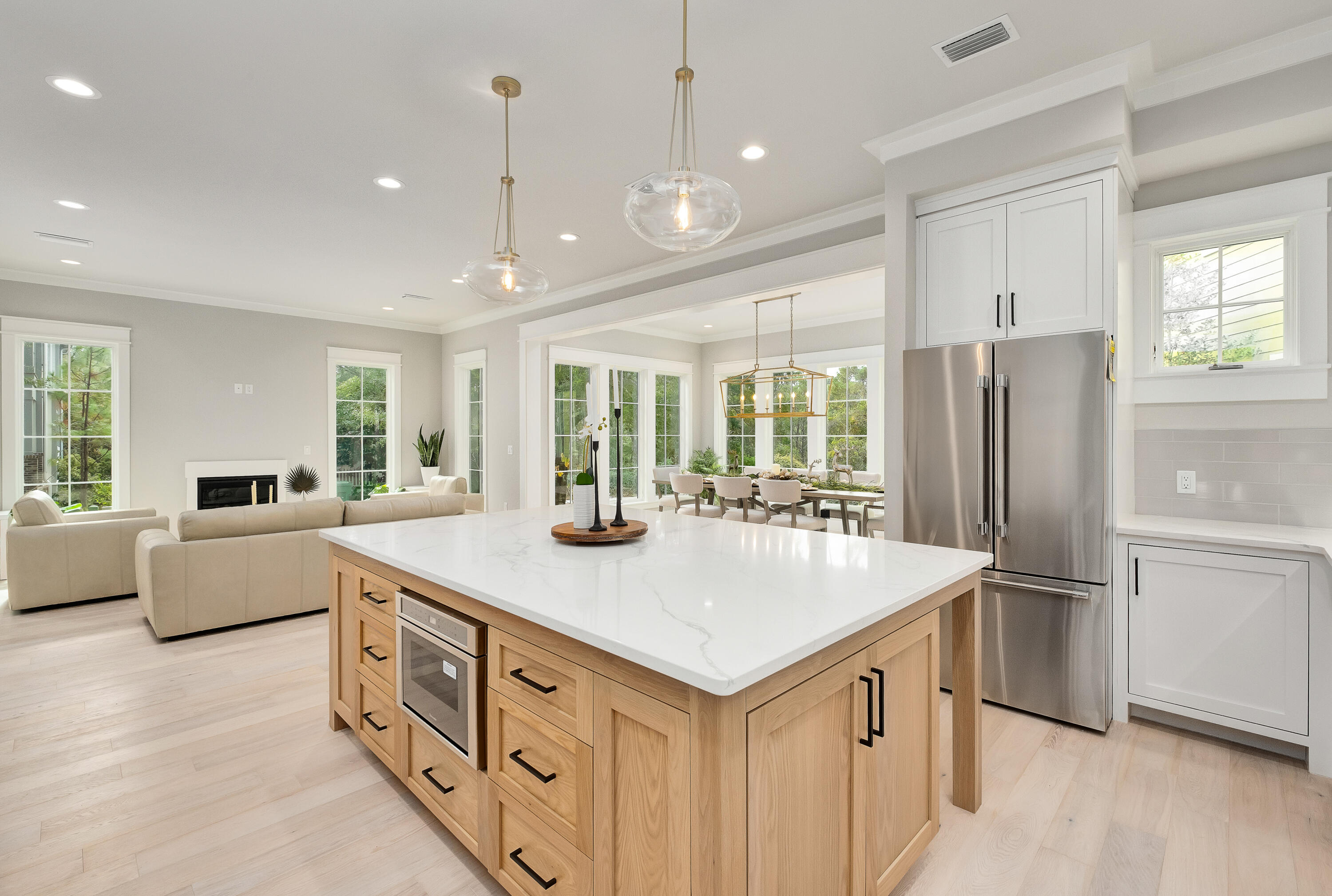 FOREST LAKES - Residential
