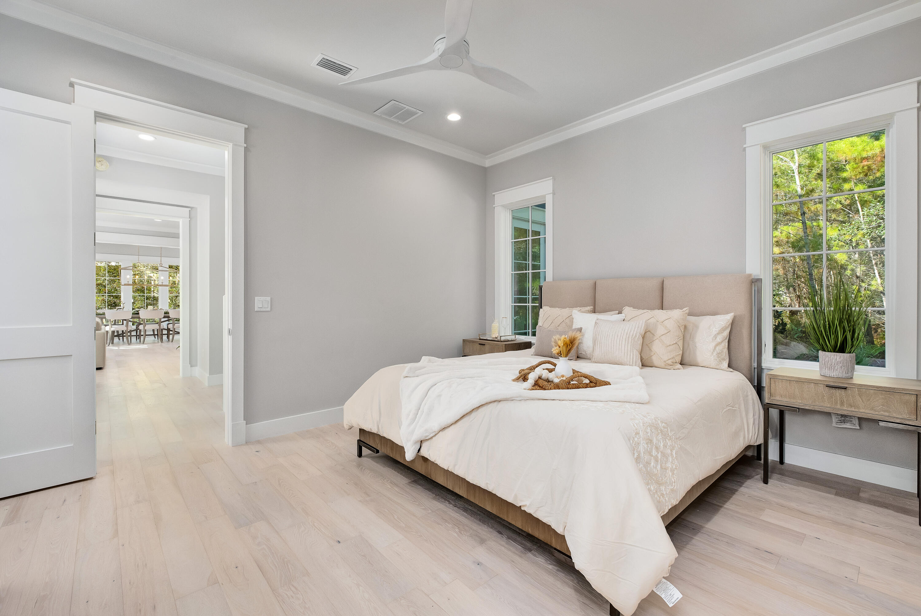 FOREST LAKES - Residential