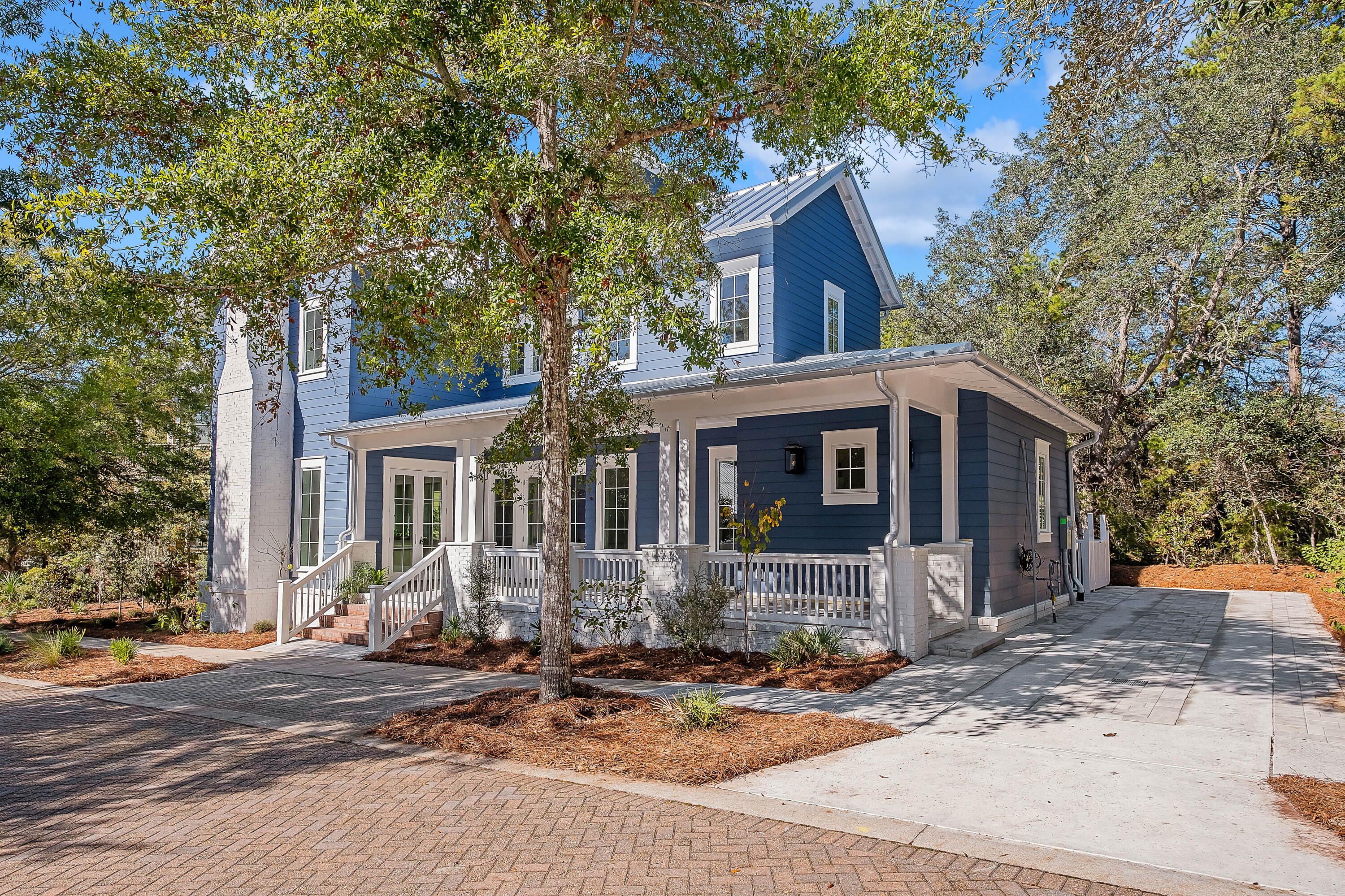 FOREST LAKES - Residential
