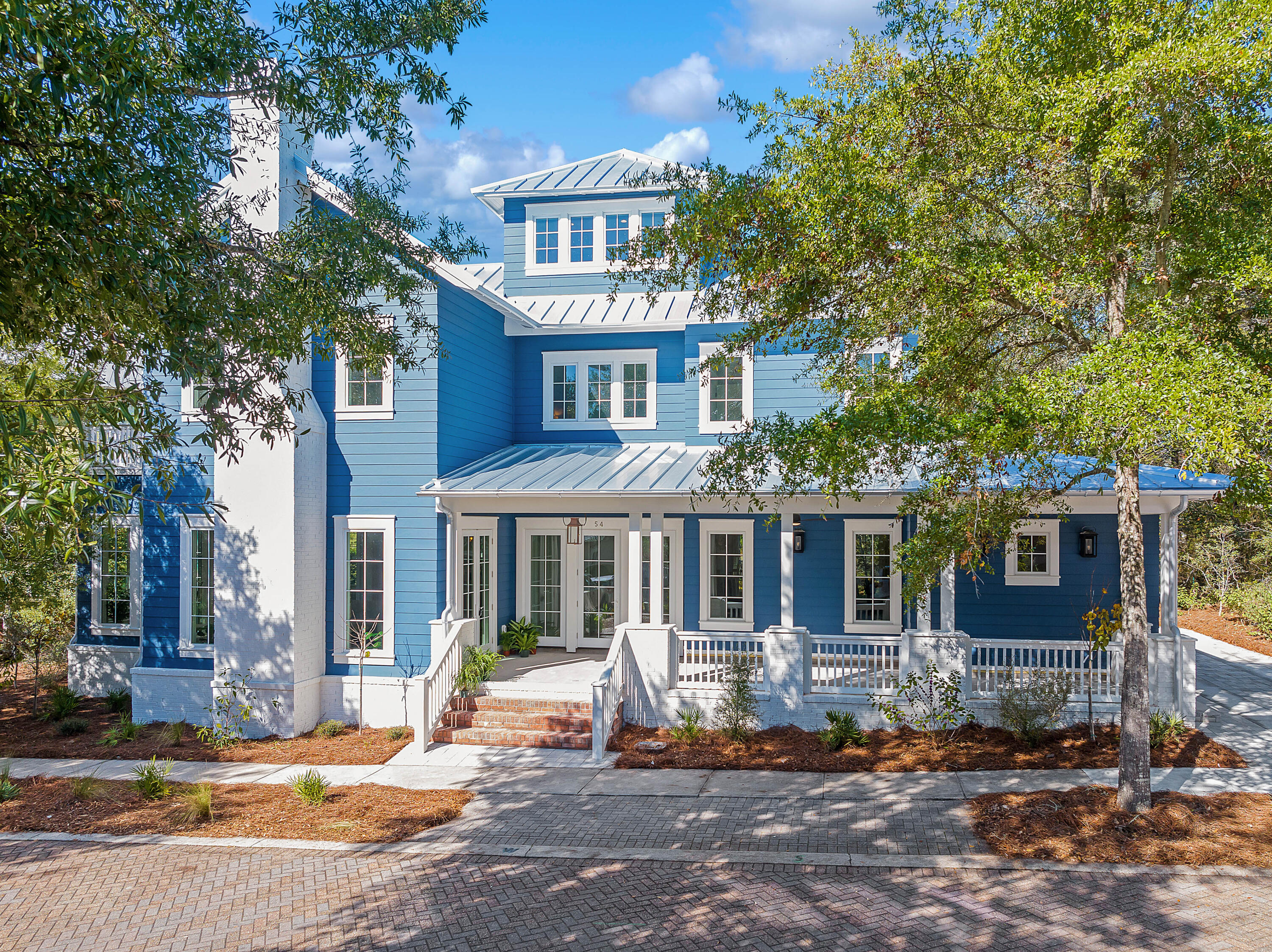 FOREST LAKES - Residential