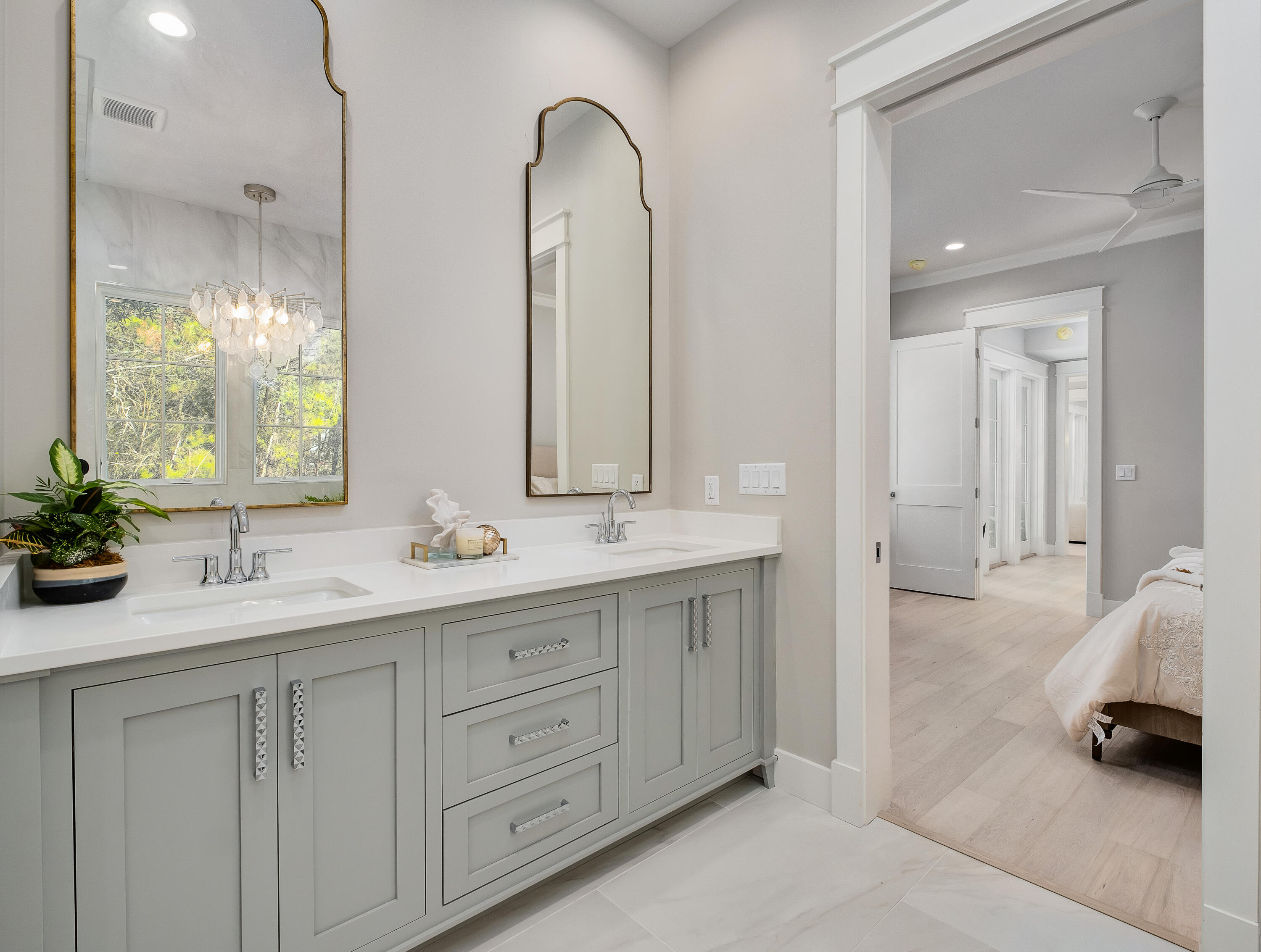 FOREST LAKES - Residential