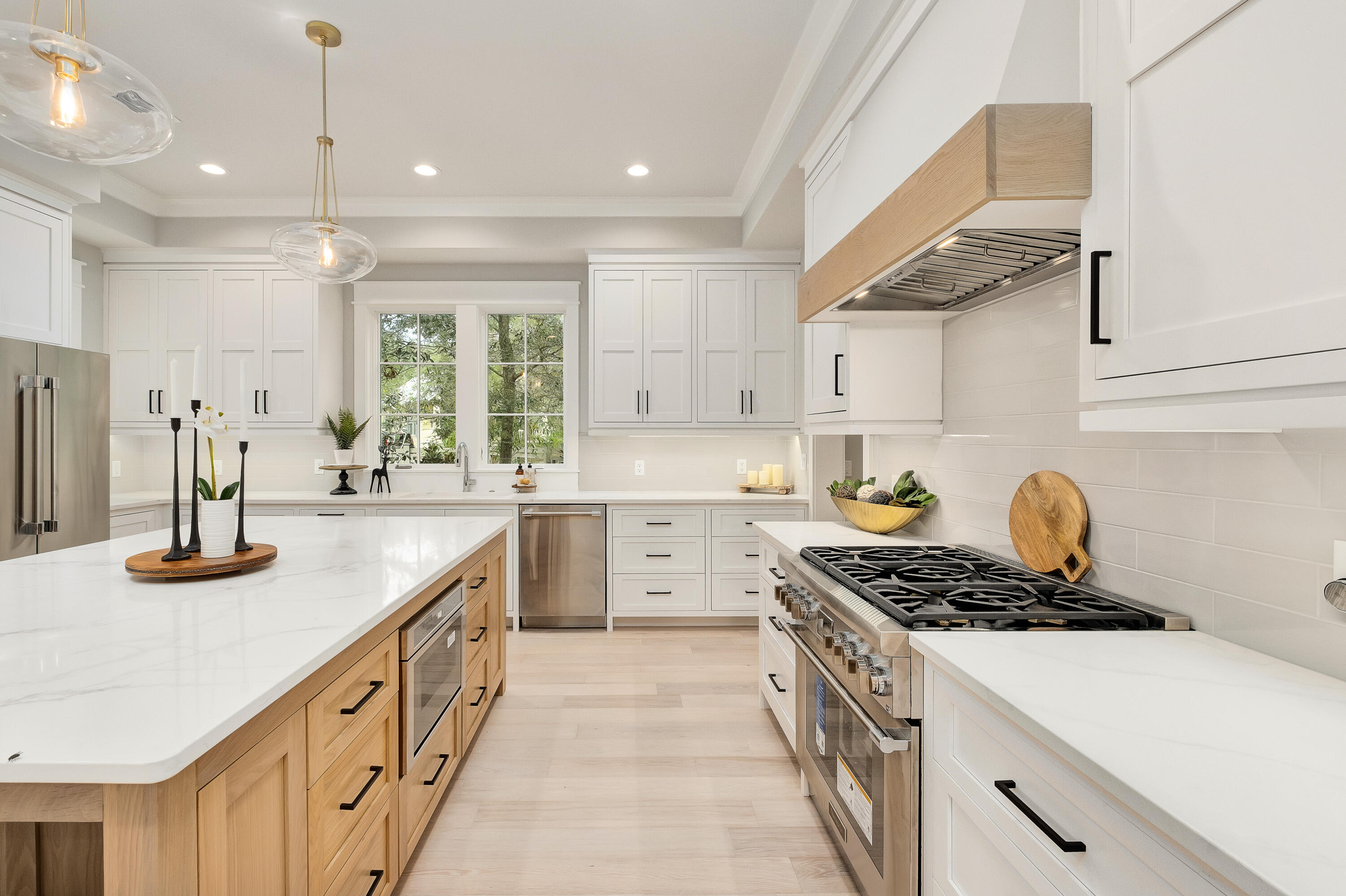 FOREST LAKES - Residential