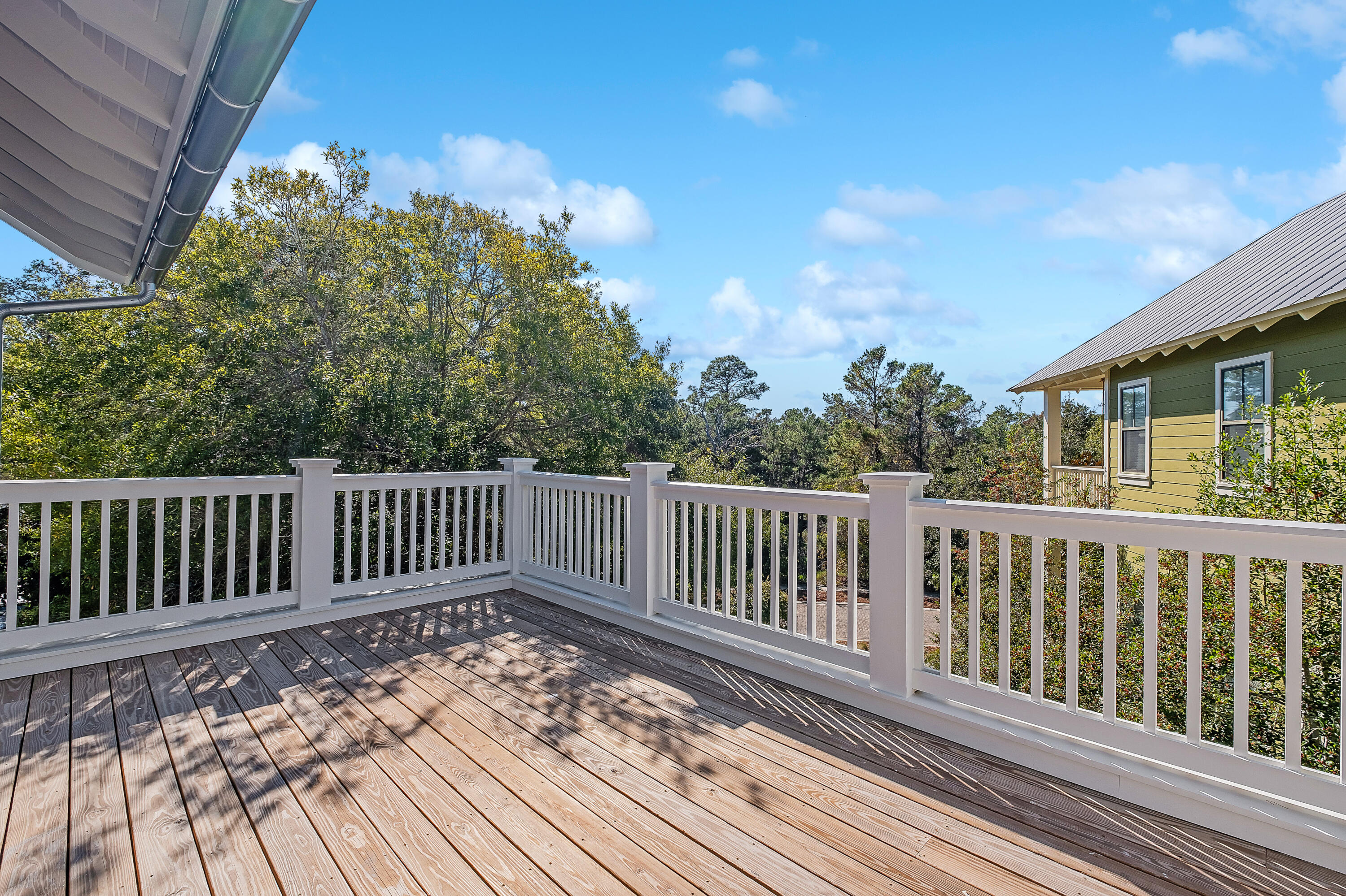 FOREST LAKES - Residential