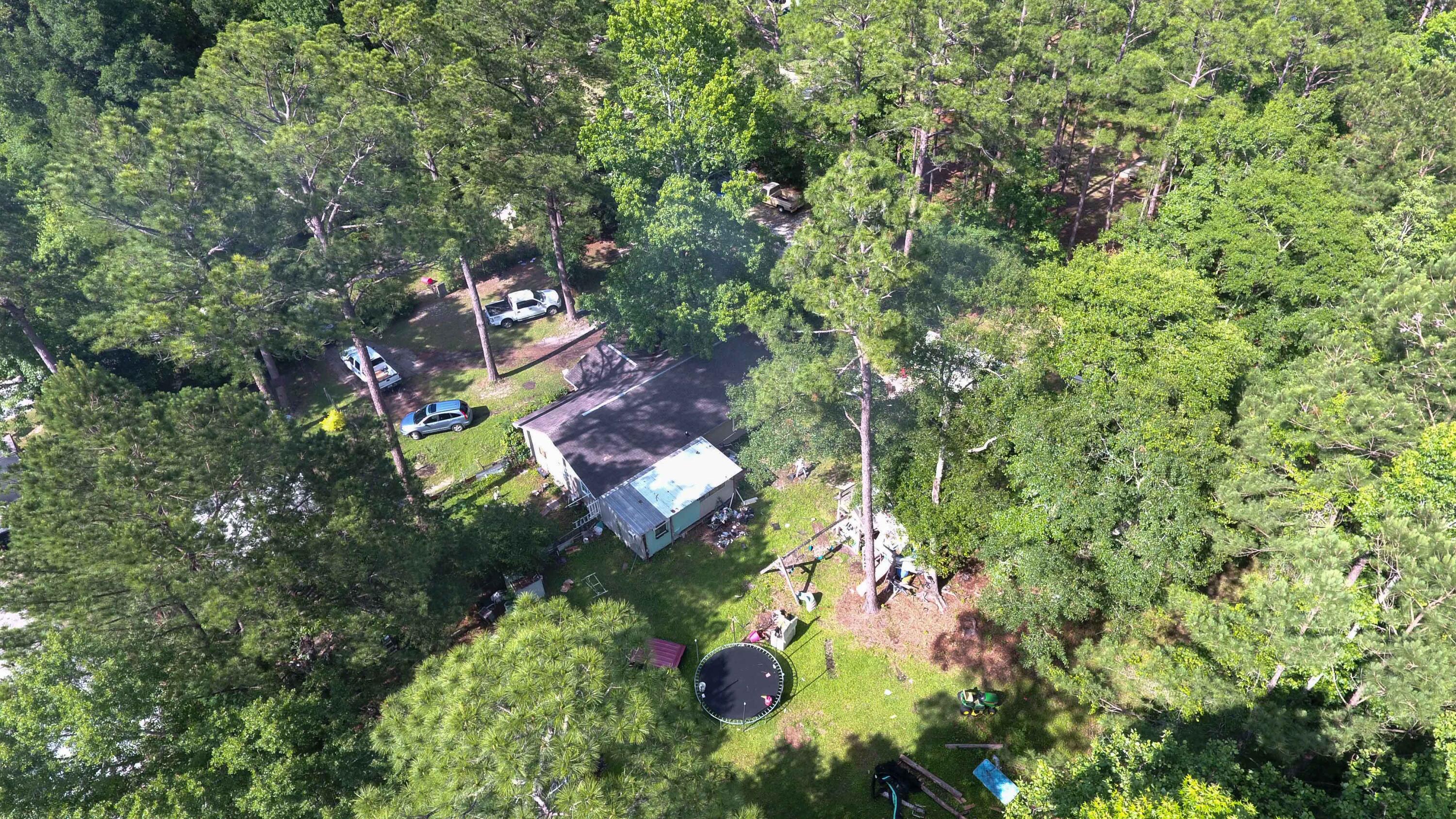 NO RECORDED SUBDIVISION - Residential