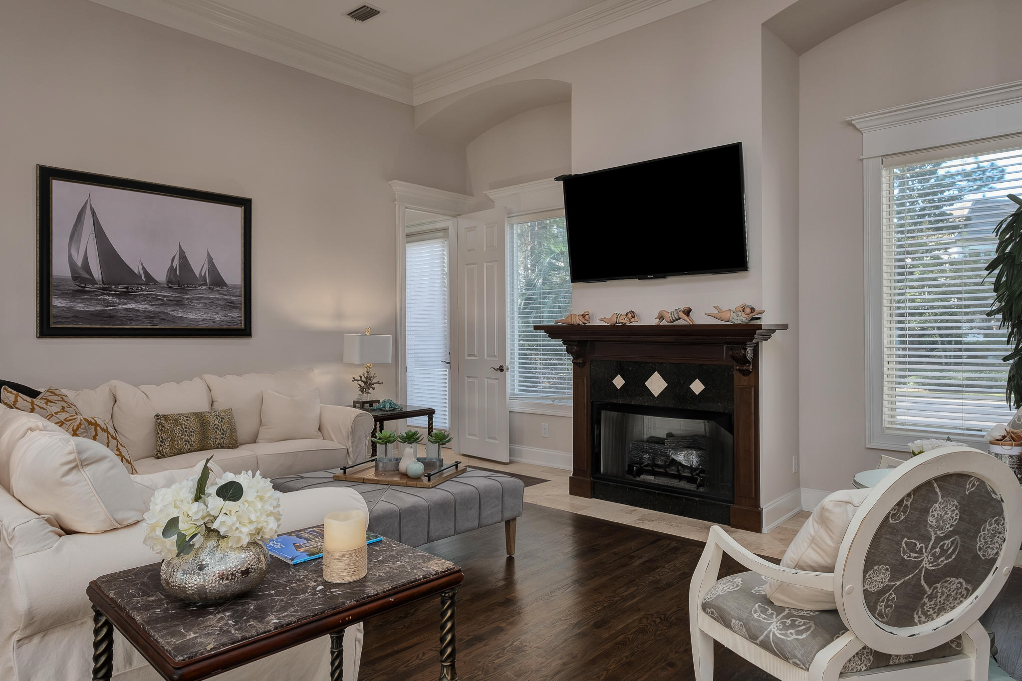 BURNT PINE - Residential
