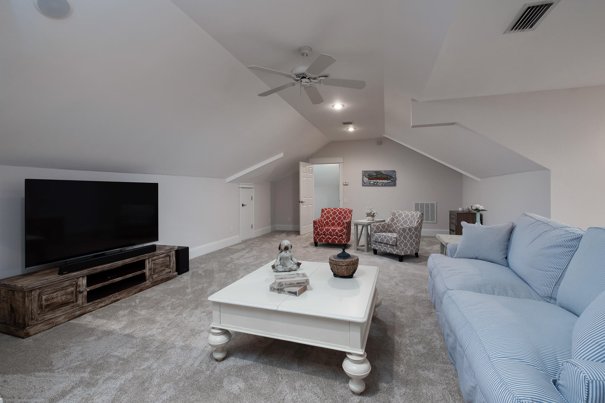 BURNT PINE - Residential
