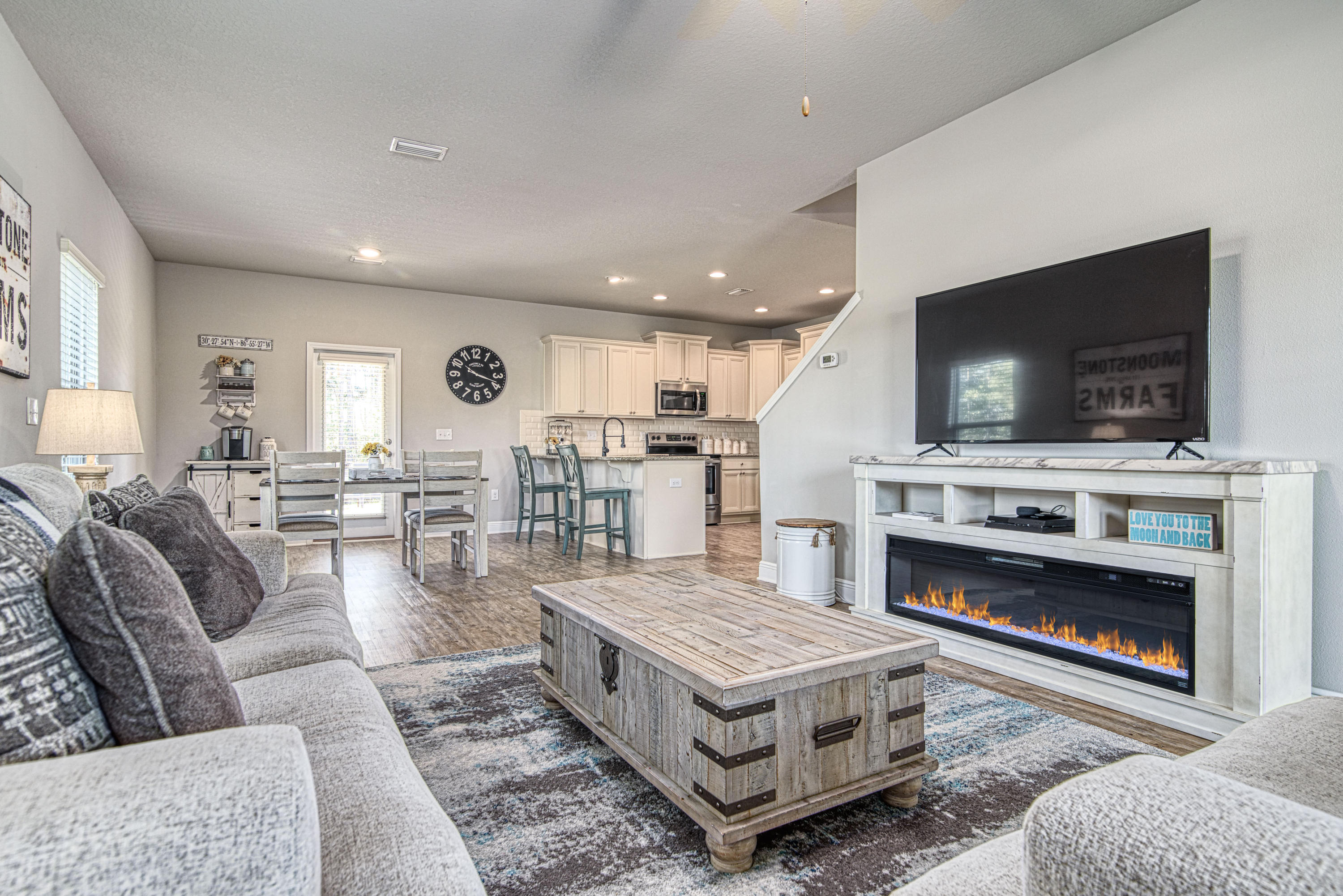 TREASURE ISLE ESTATES - Residential