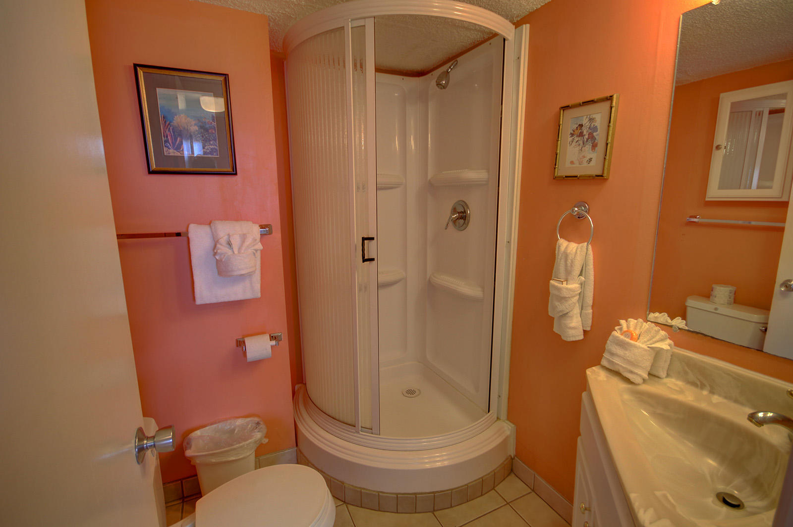 EL MATADOR CONDO - Residential