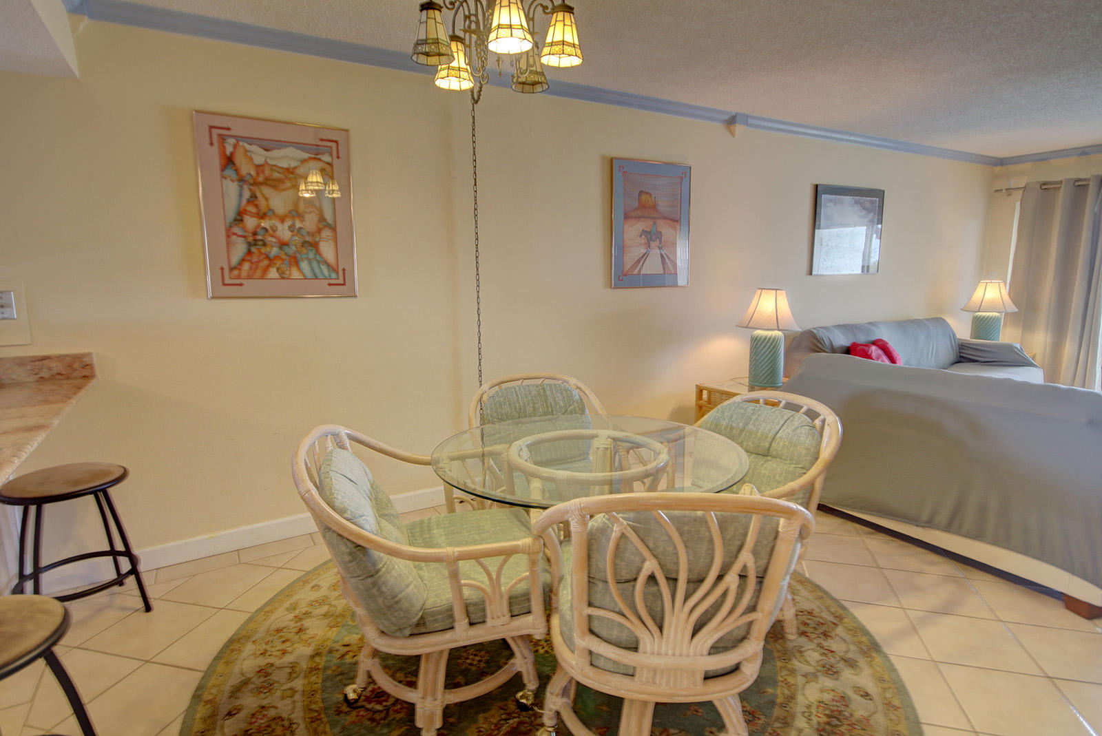 EL MATADOR CONDO - Residential