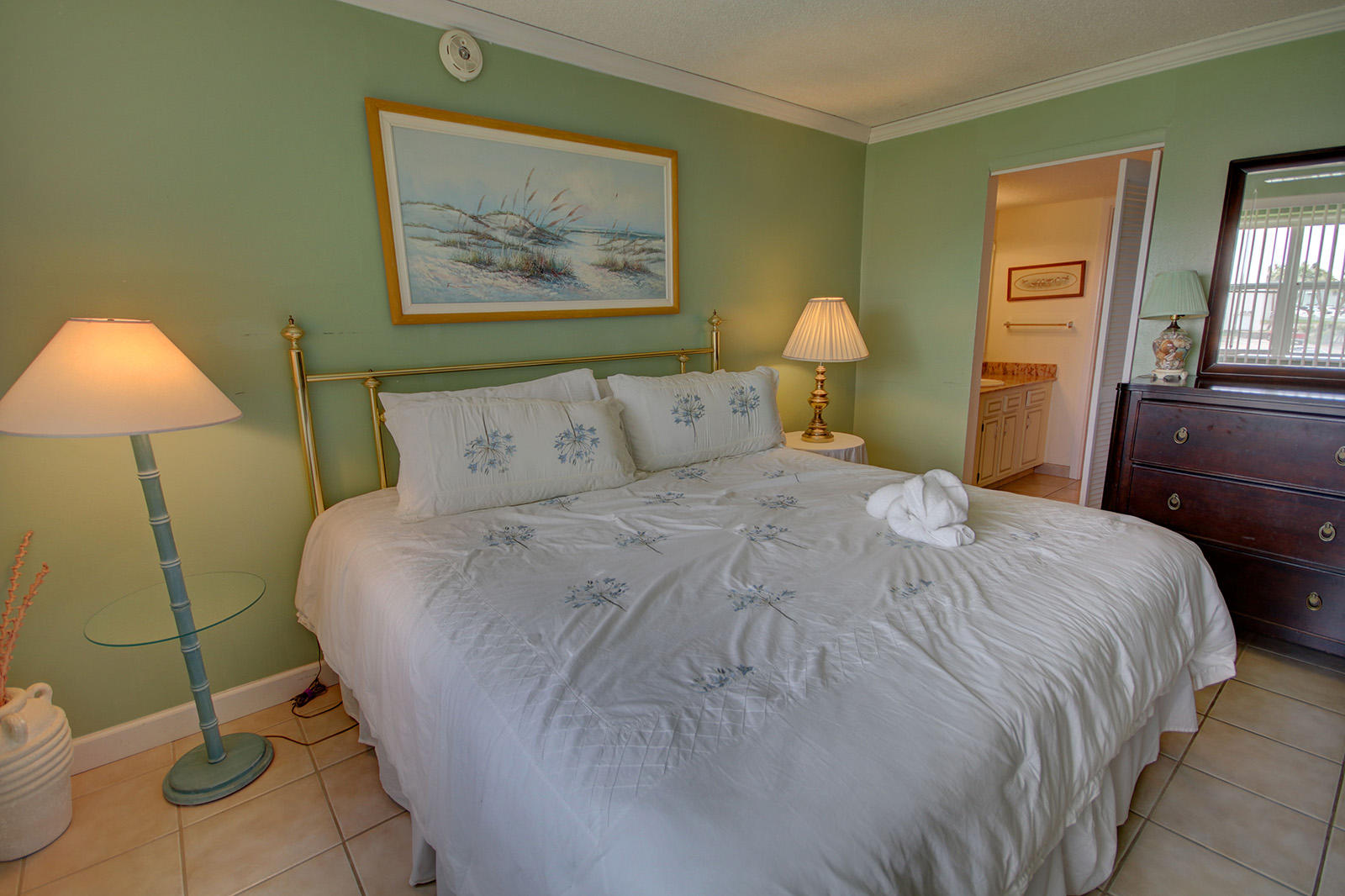 EL MATADOR CONDO - Residential