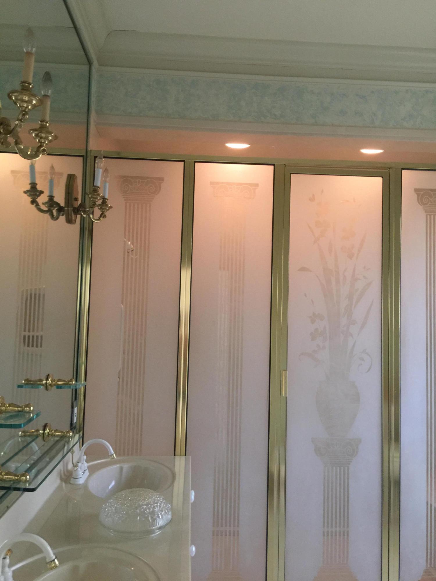 BAYTOWNE AVE EAST - Residential