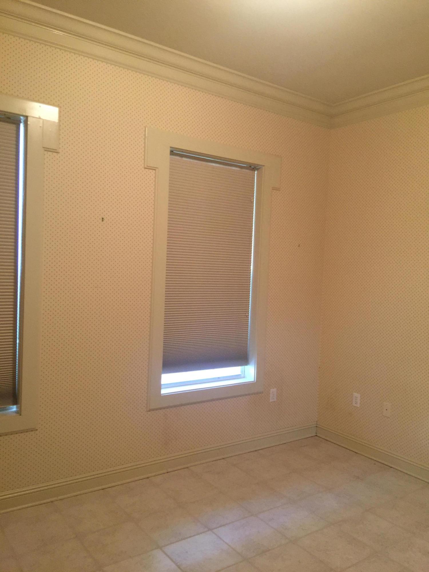 BAYTOWNE AVE EAST - Residential