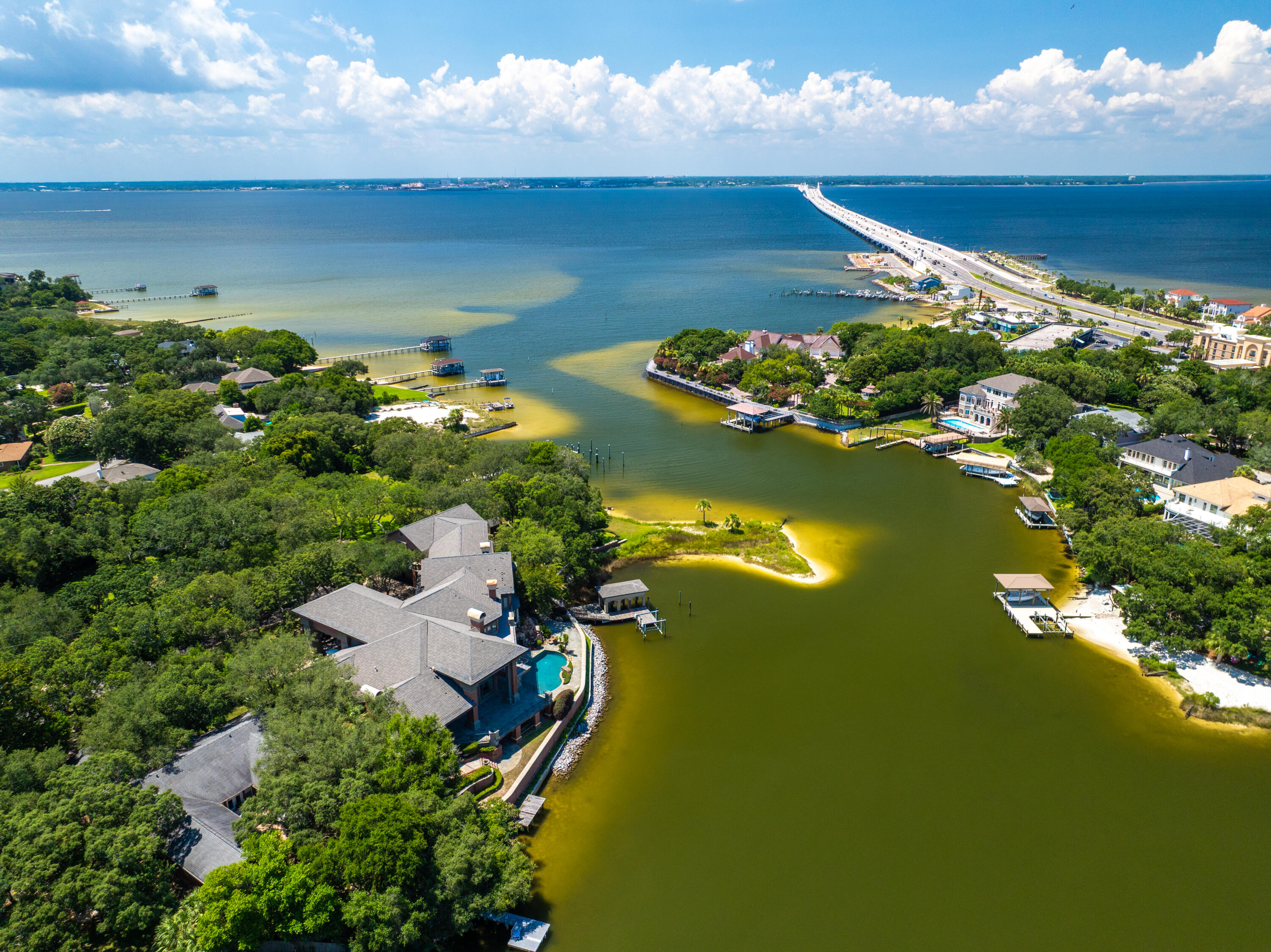 CARLANN SHORES - Residential