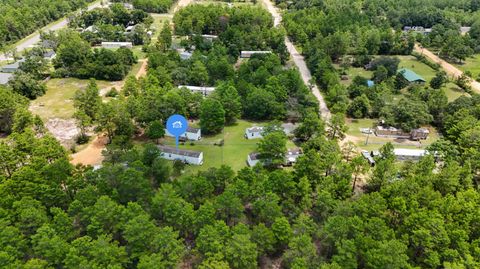 A home in DeFuniak Springs