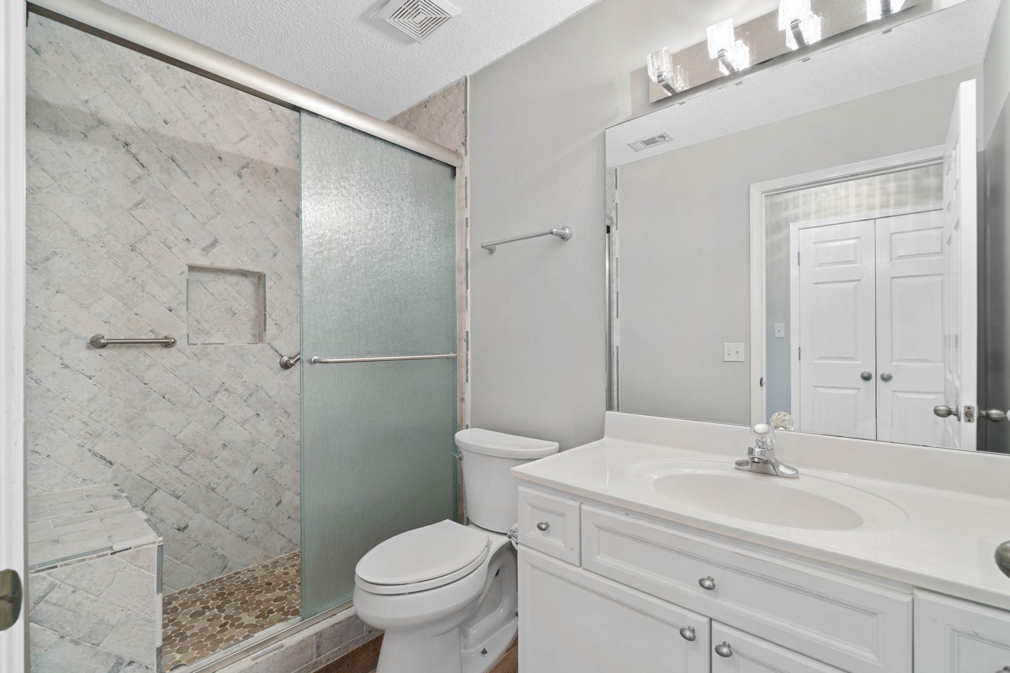 HOLIDAY SHORES EST 4TH ADDN - Residential