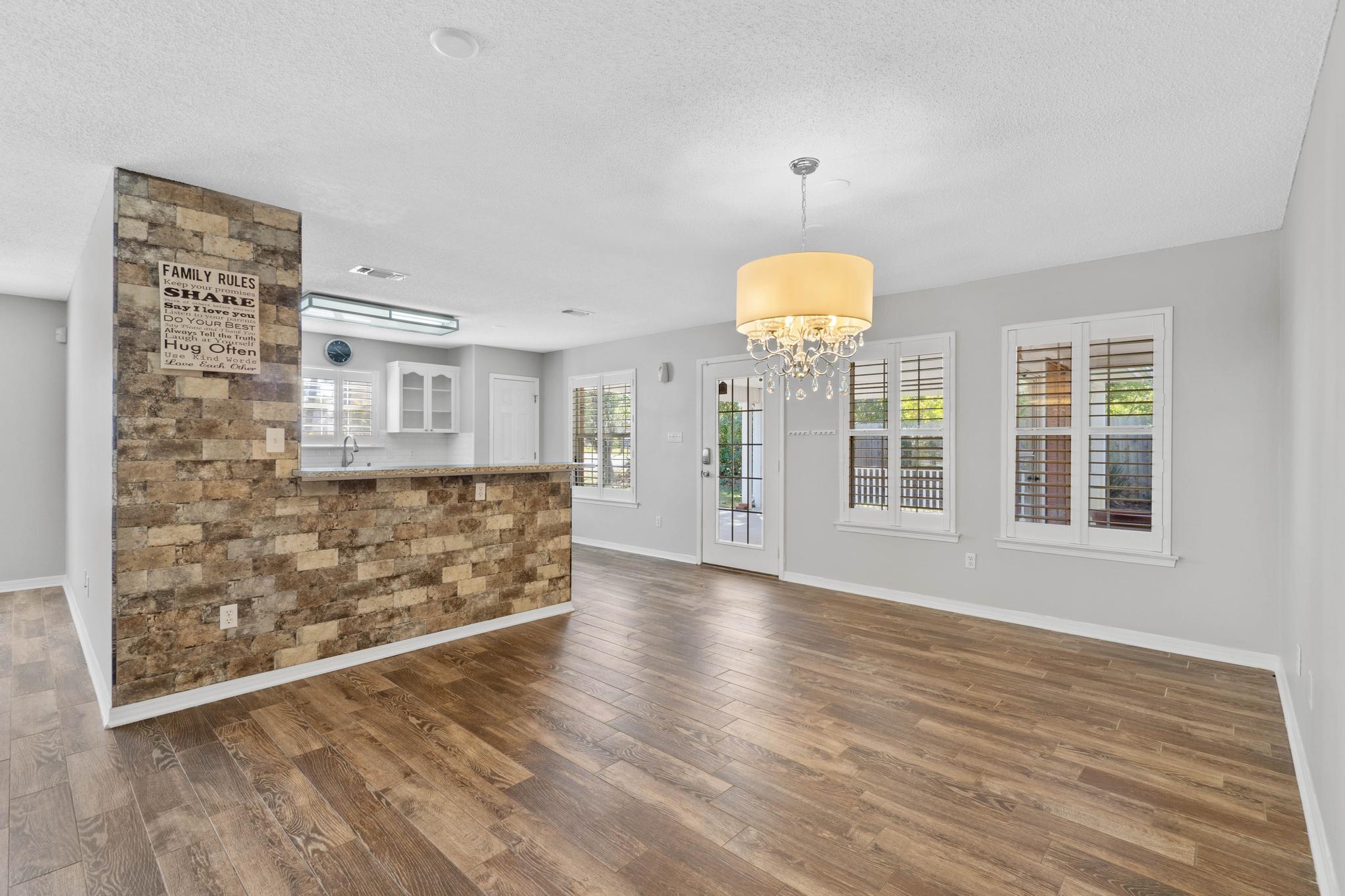 HOLIDAY SHORES EST 4TH ADDN - Residential