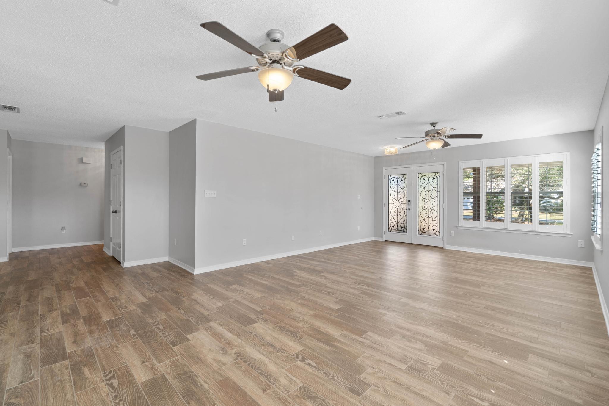 HOLIDAY SHORES EST 4TH ADDN - Residential