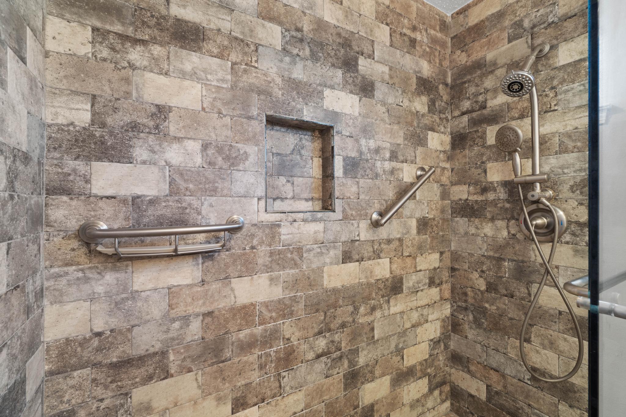 HOLIDAY SHORES EST 4TH ADDN - Residential