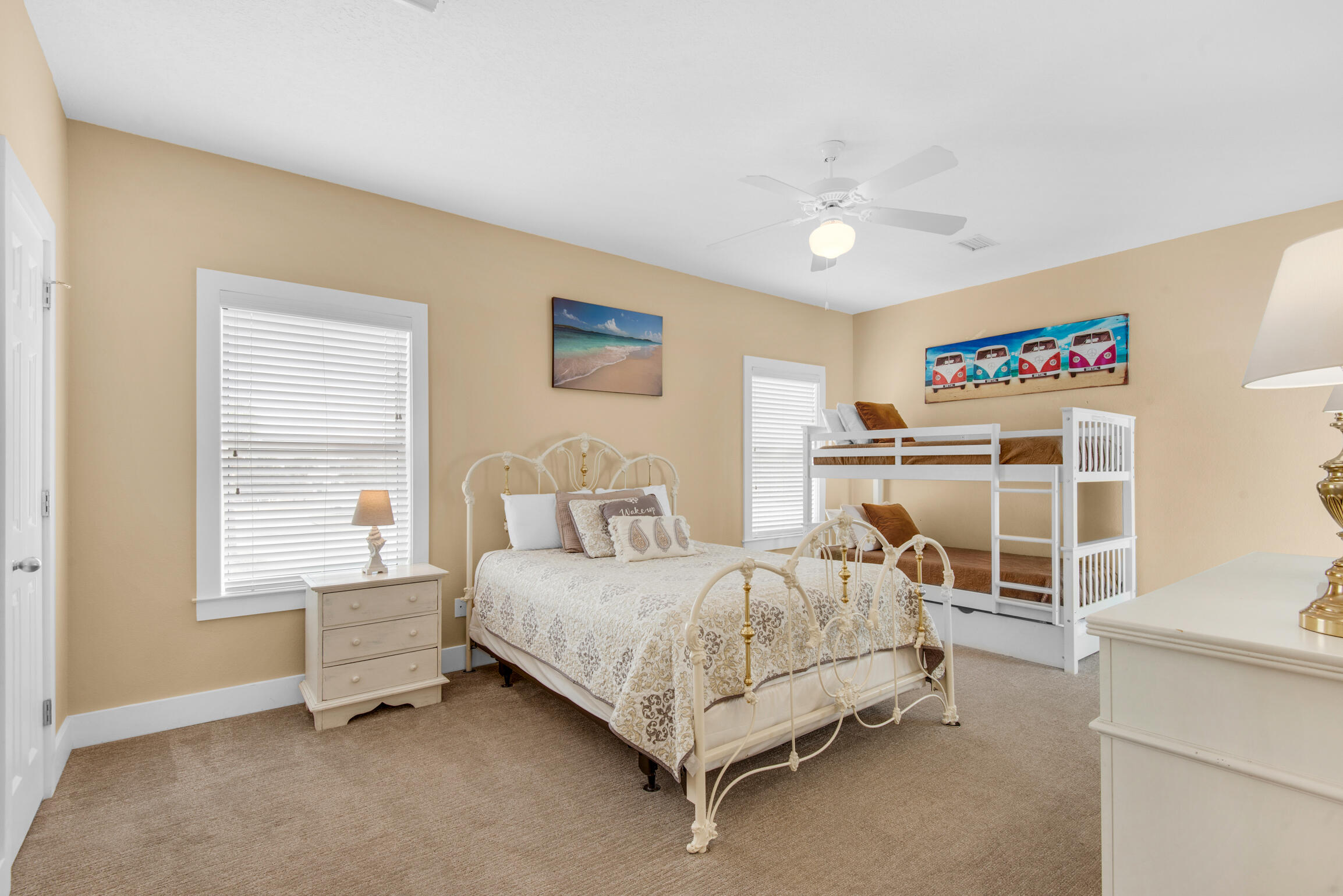 COTTAGE RETREAT - Residential