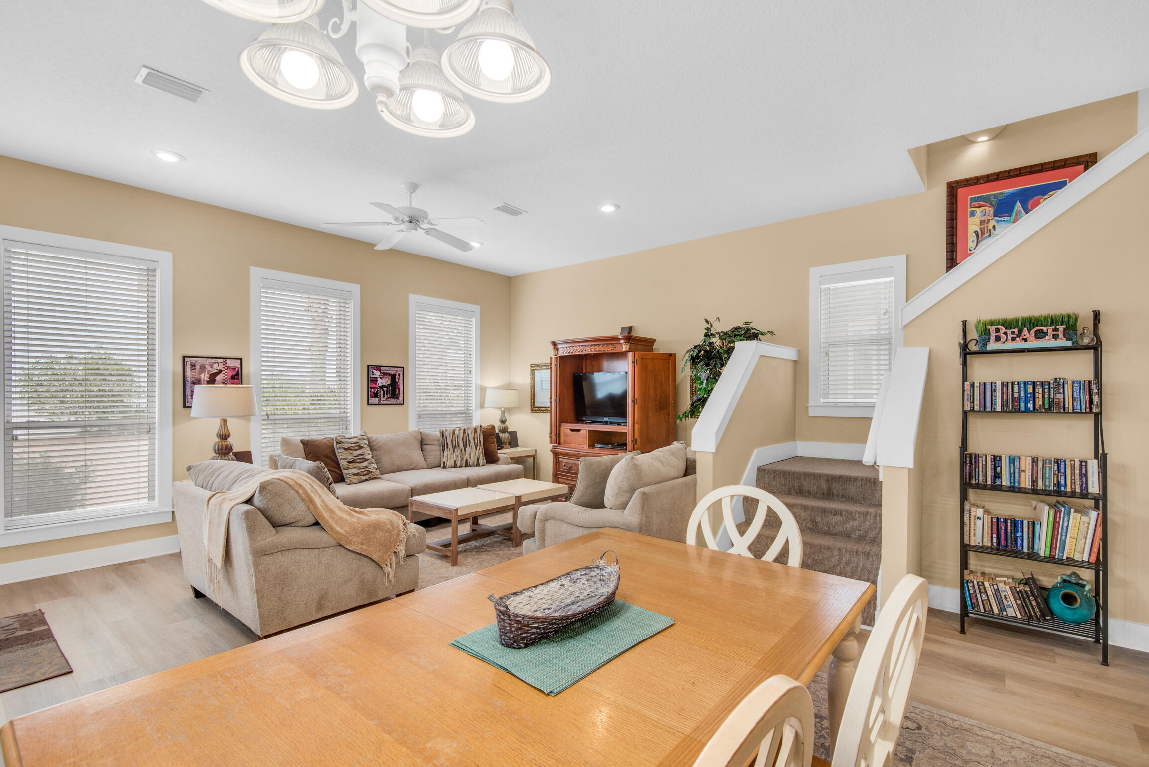 COTTAGE RETREAT - Residential